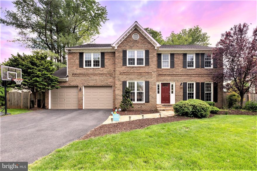 Available date 8/6/2021.    GORGEOUS brick front single home nested in quite cul-de-sac. The largest model in the community with 6 bedroom and 3.5 baths. Gourmet kitchen with granite counter top. Large family room with fireplace and wood stove. Beautiful deck and fully fenced back yard. Hardwood floors and built in shelves, Winston Churchill high school... a MUST SEE.    No pets.