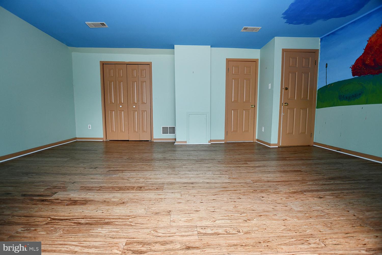 GERMANTOWN - Residential