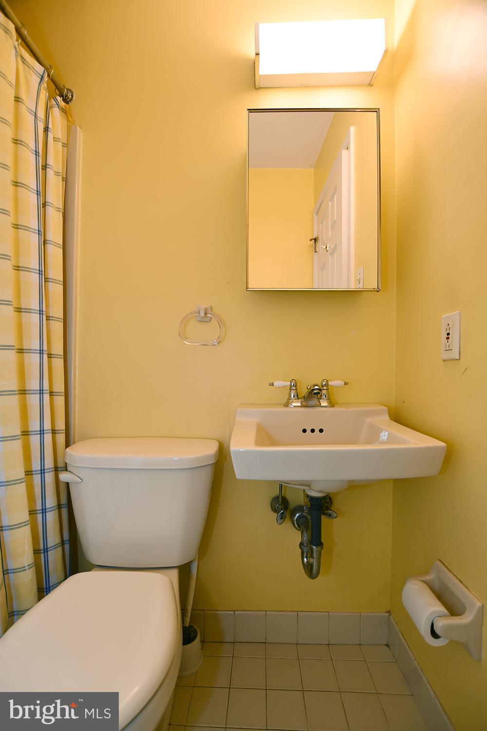 GERMANTOWN - Residential