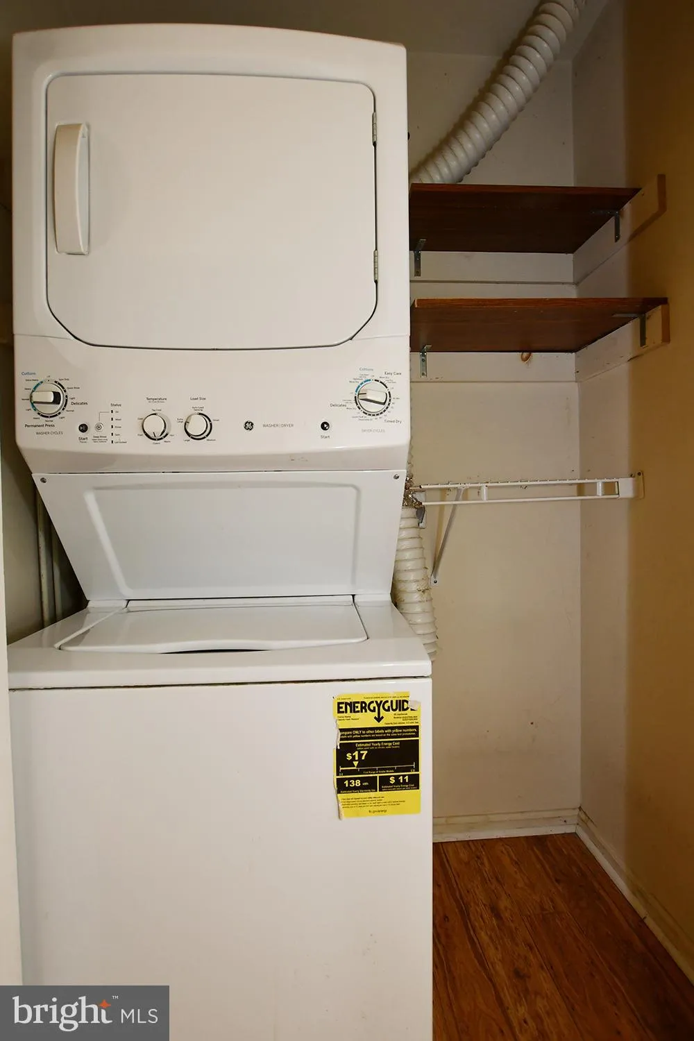 Philadelphia, Pennsylvania 19144, United States, 3 Bedrooms Bedrooms, ,4 BathroomsBathrooms,Residential,Pending,100436