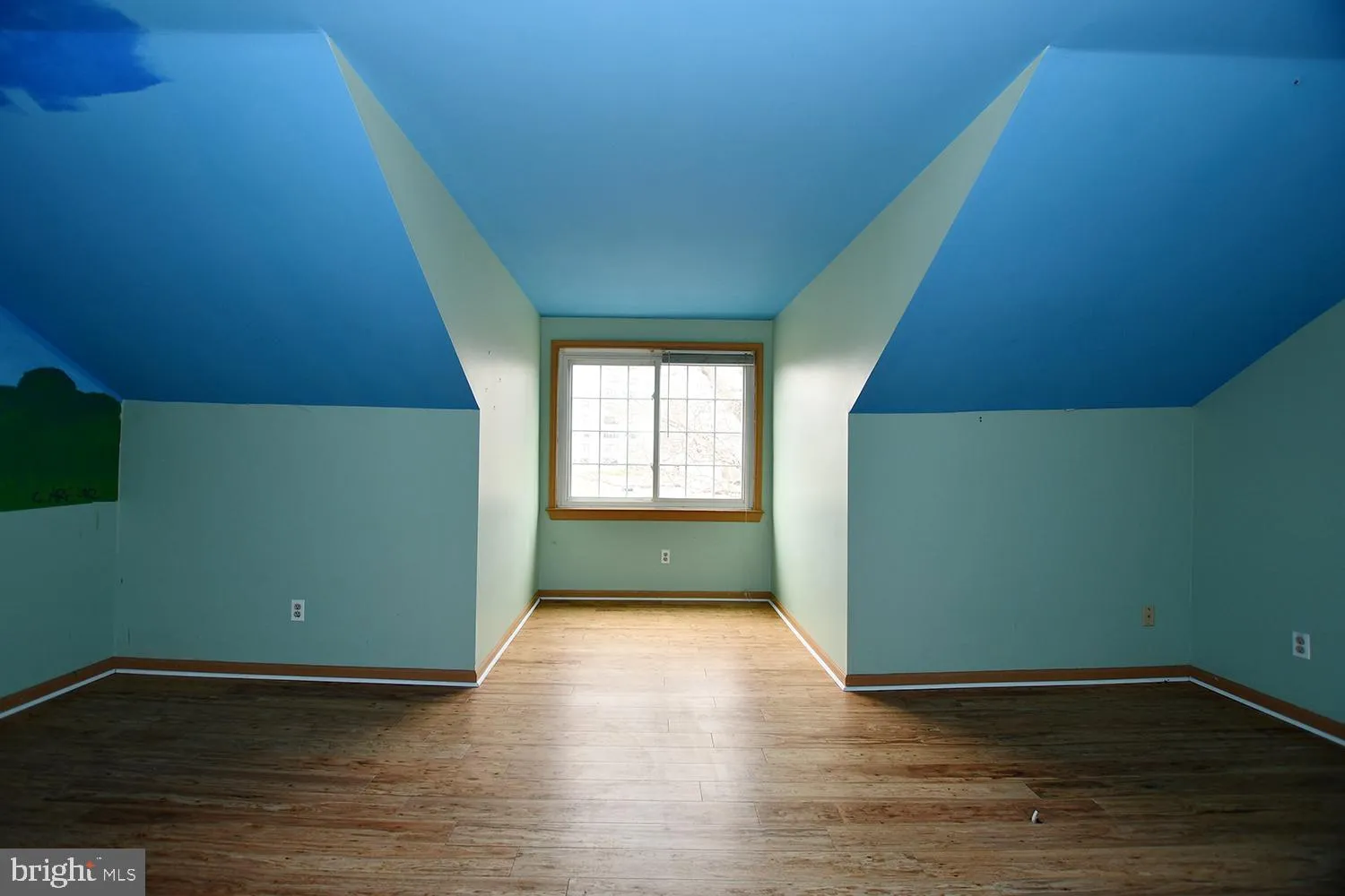 Philadelphia, Pennsylvania 19144, United States, 3 Bedrooms Bedrooms, ,4 BathroomsBathrooms,Residential,Pending,100436