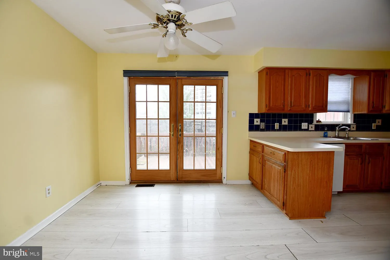 Philadelphia, Pennsylvania 19144, United States, 3 Bedrooms Bedrooms, ,4 BathroomsBathrooms,Residential,Pending,100436