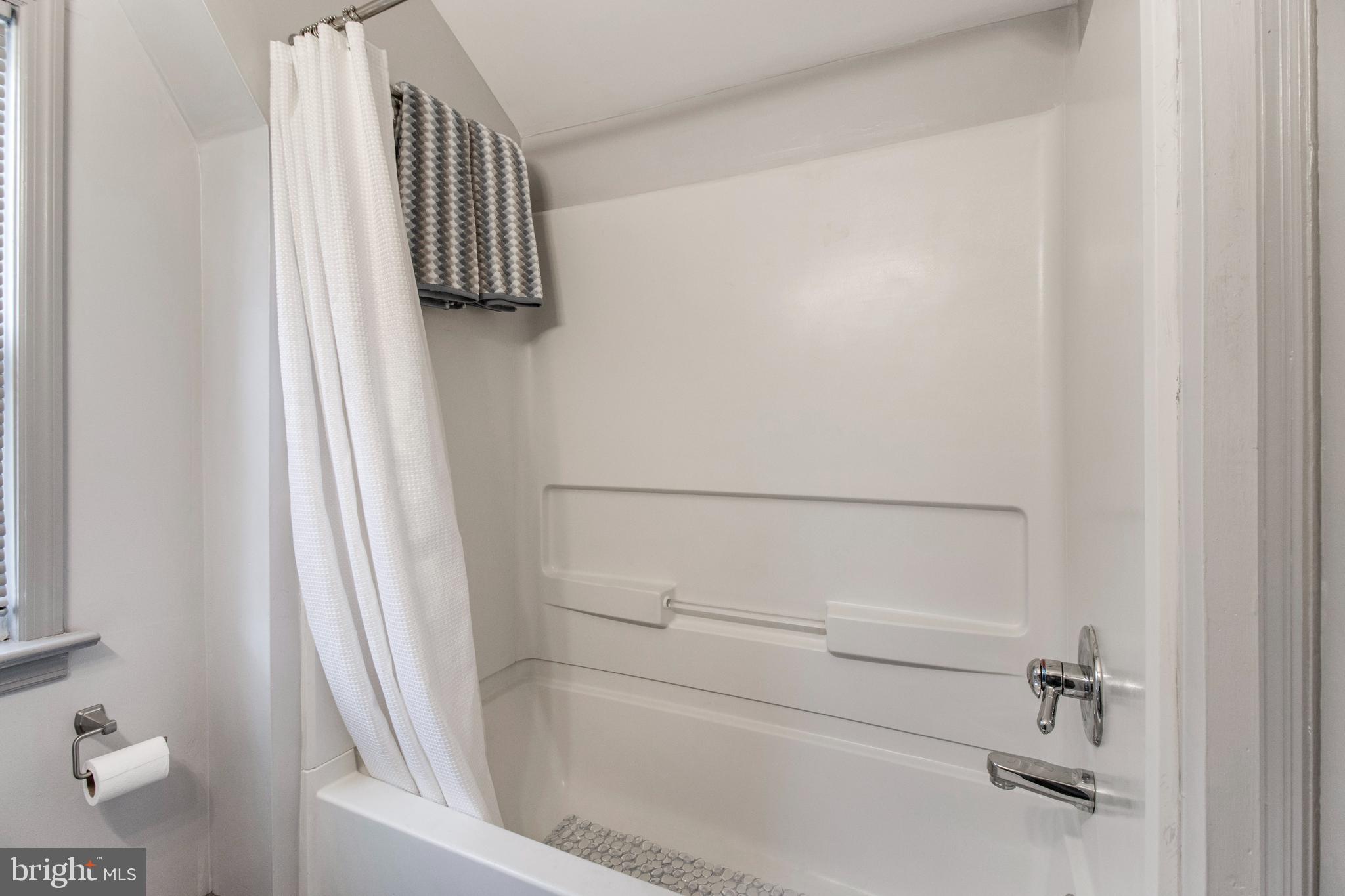 CHESWOLDE - Residential Lease