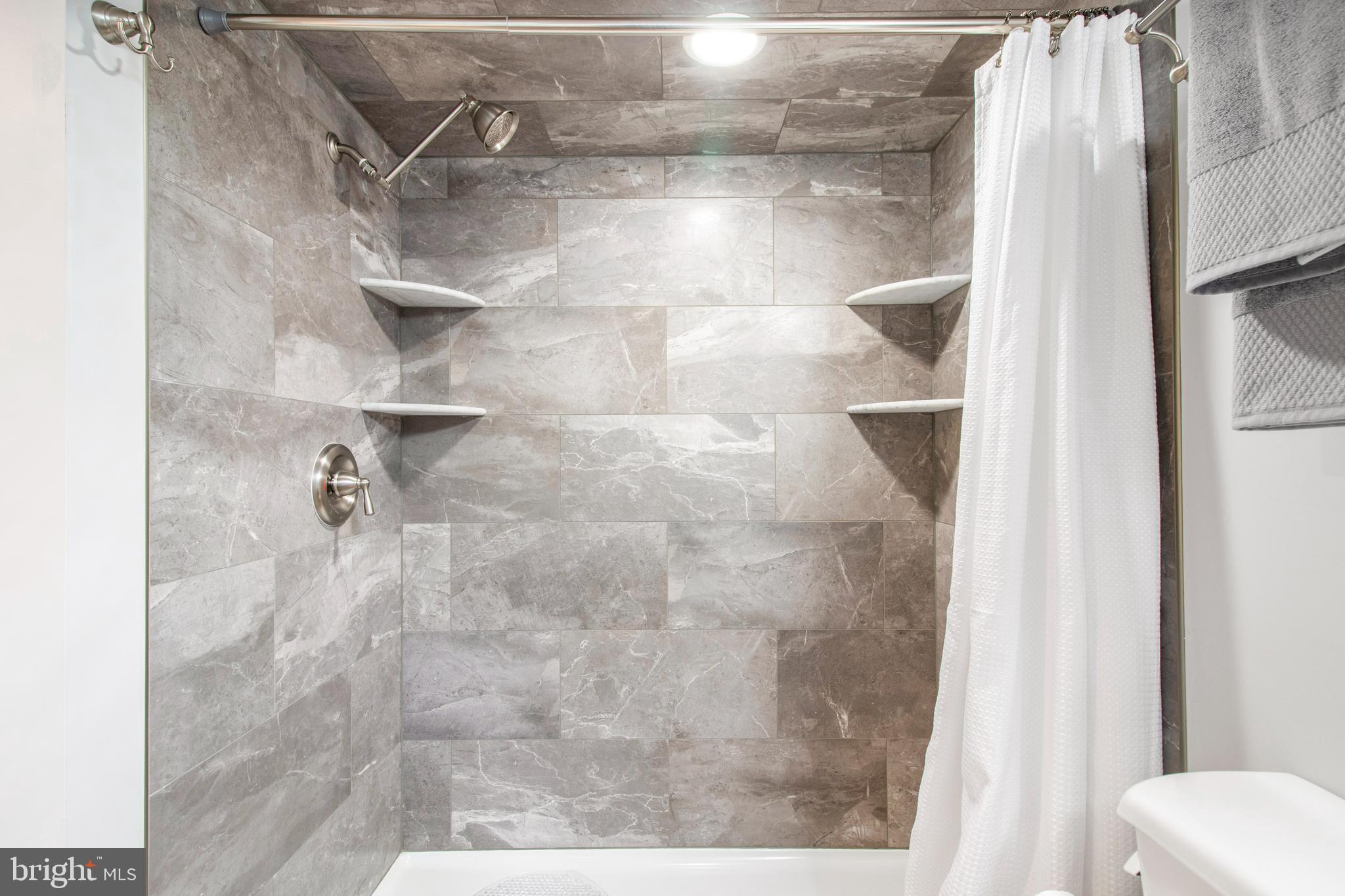 CHESWOLDE - Residential Lease