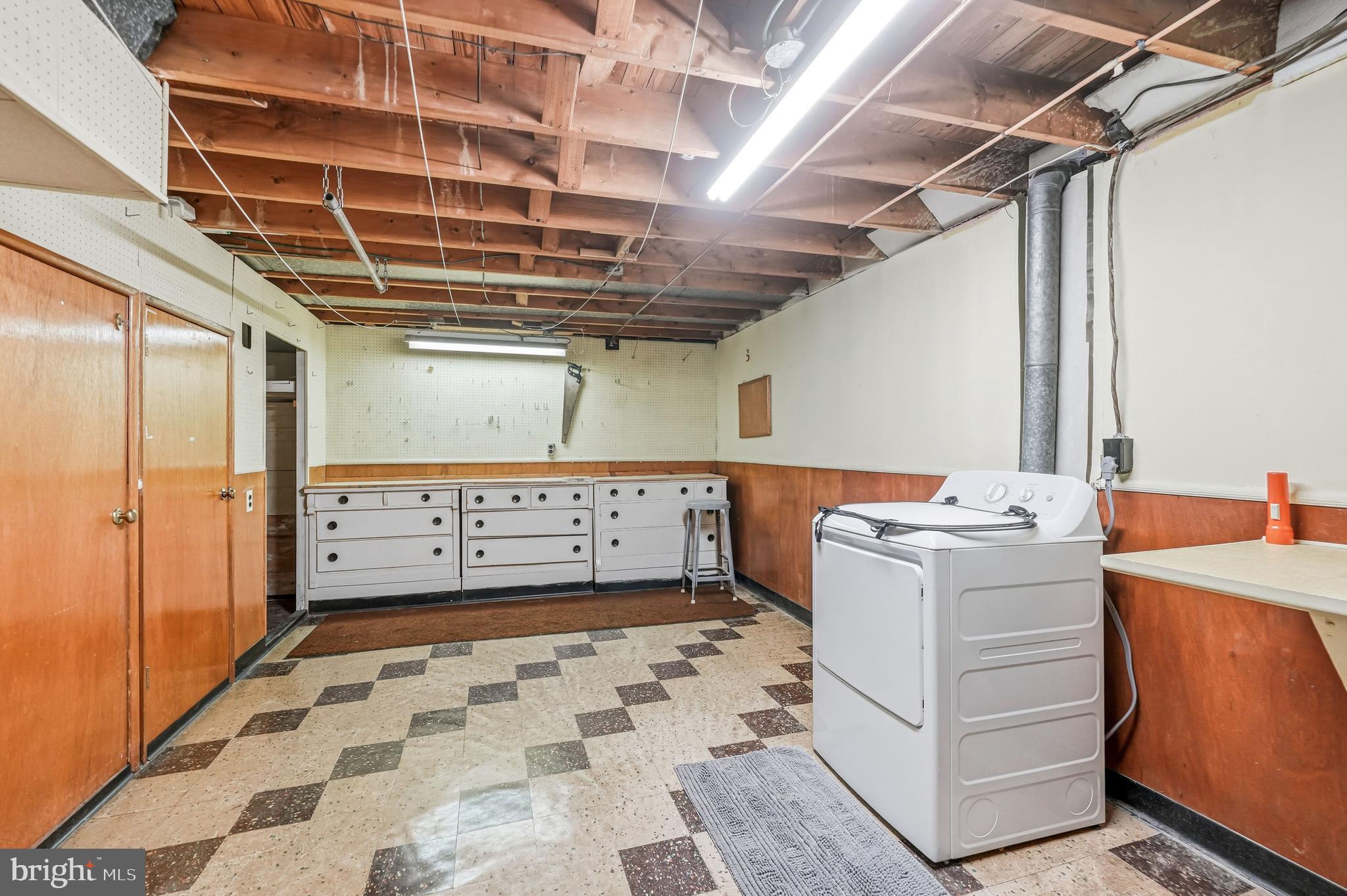 BUSTLETON - Residential