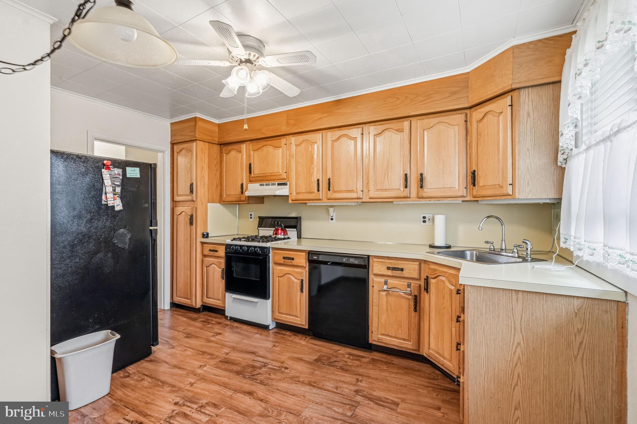 BUSTLETON - Residential