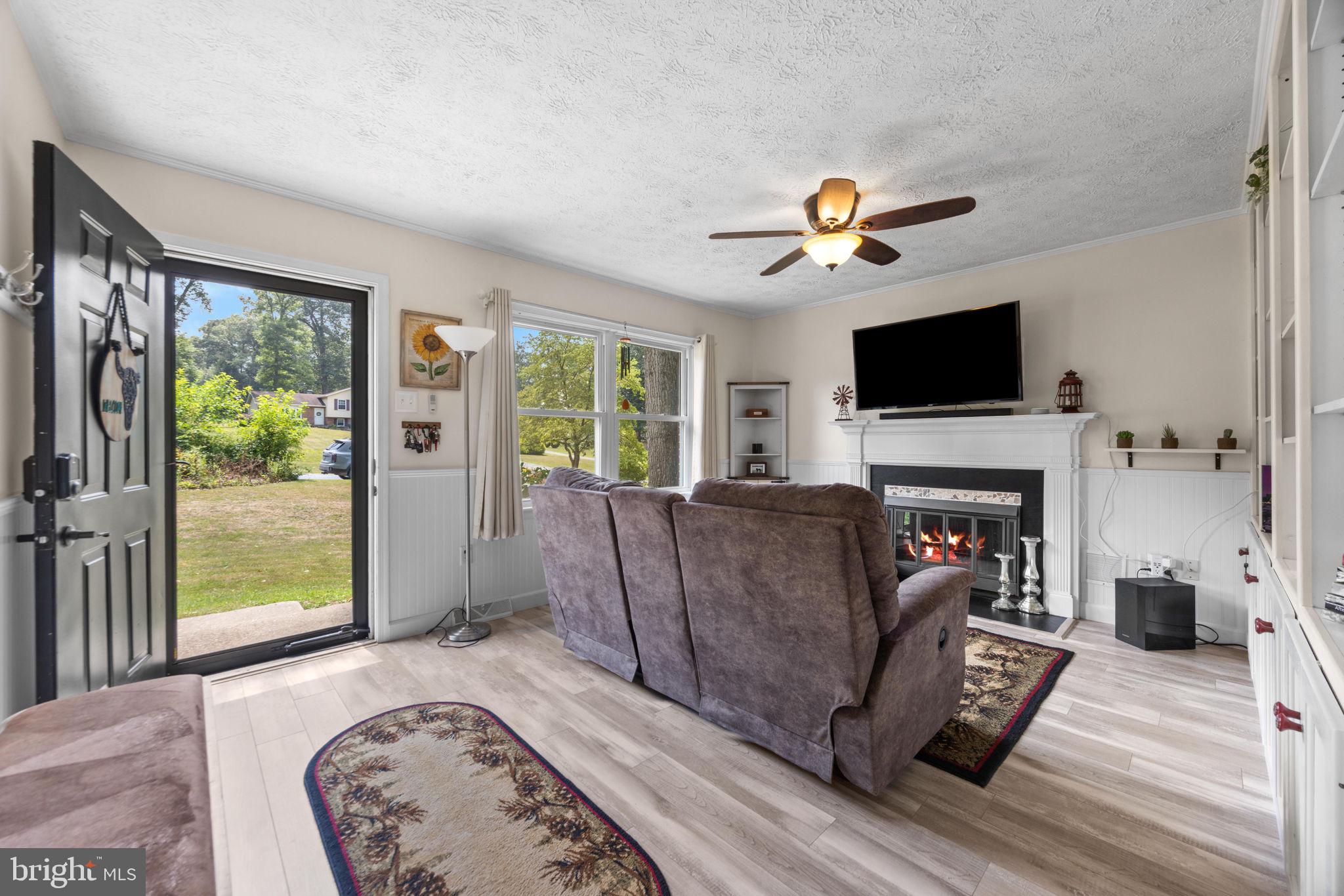 2205 GREEN HAVEN WAY