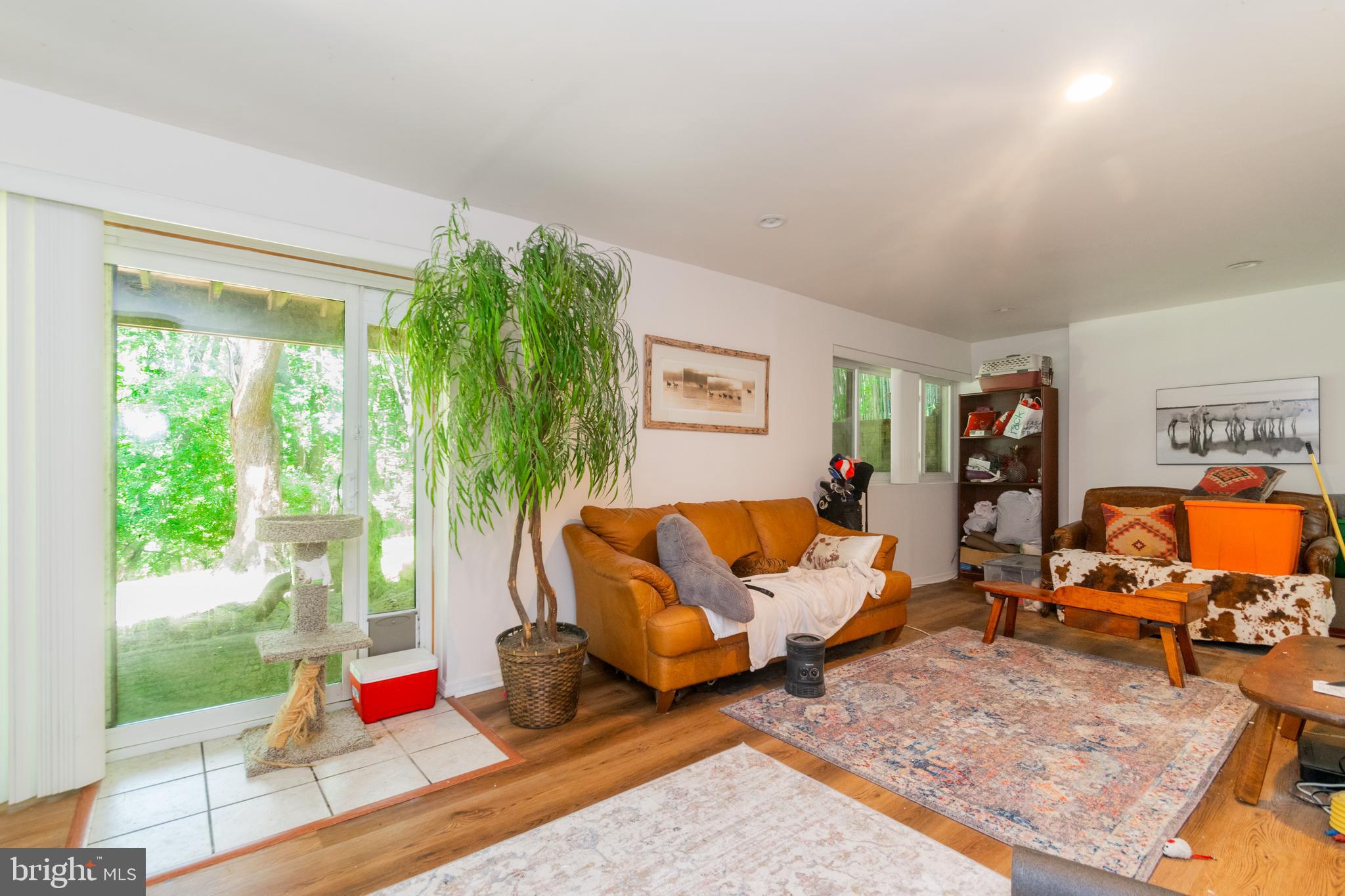 OAKLAND MILLS - Residential