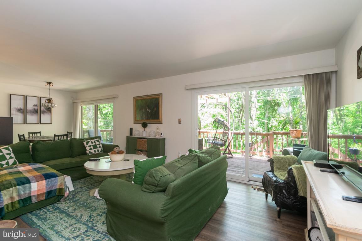 OAKLAND MILLS - Residential