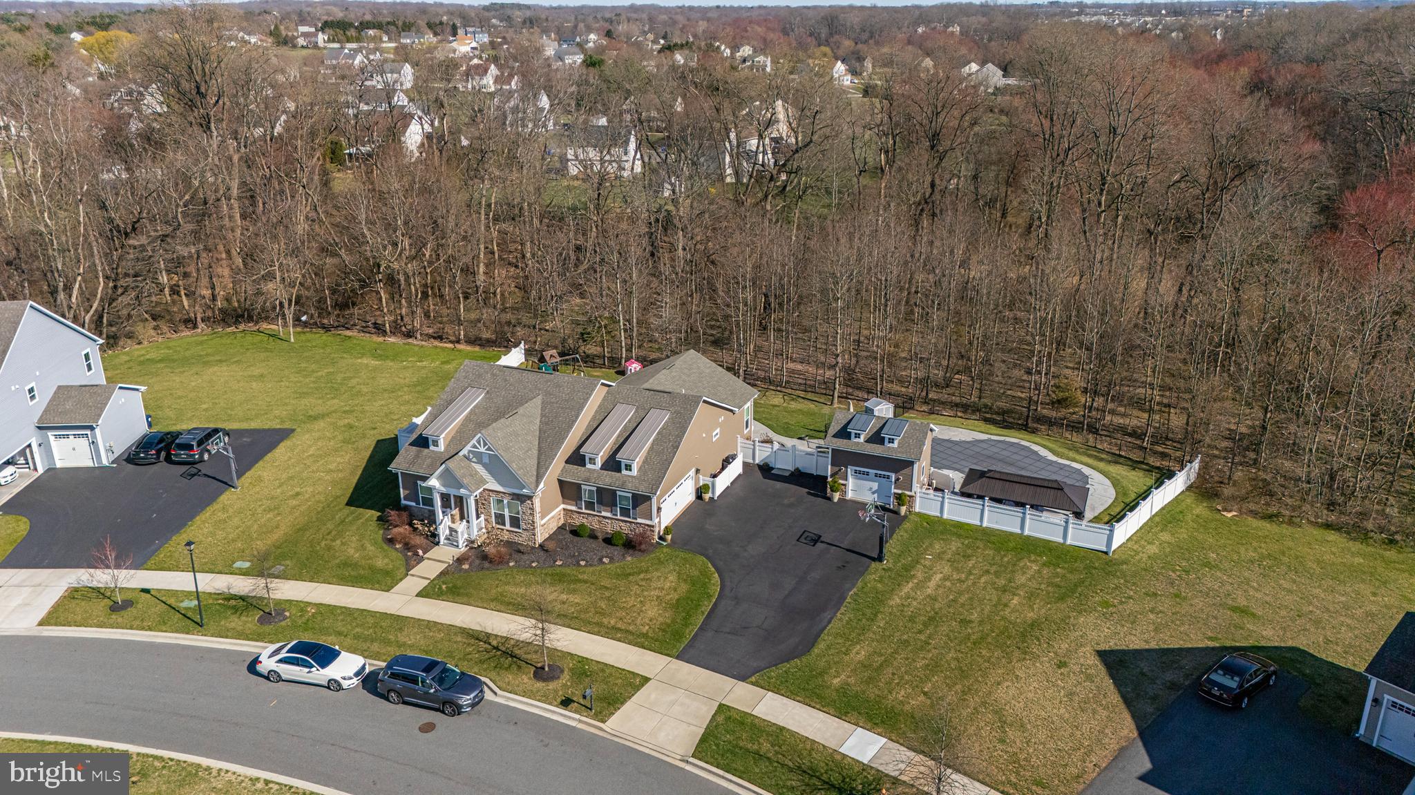 PARKSIDE - Residential