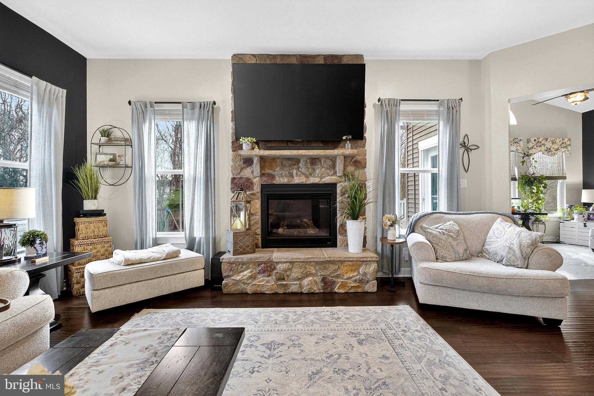 PARKSIDE - Residential