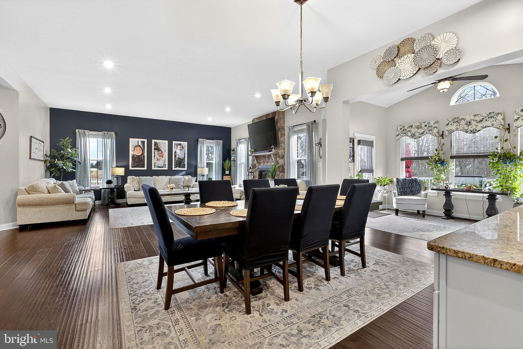 PARKSIDE - Residential