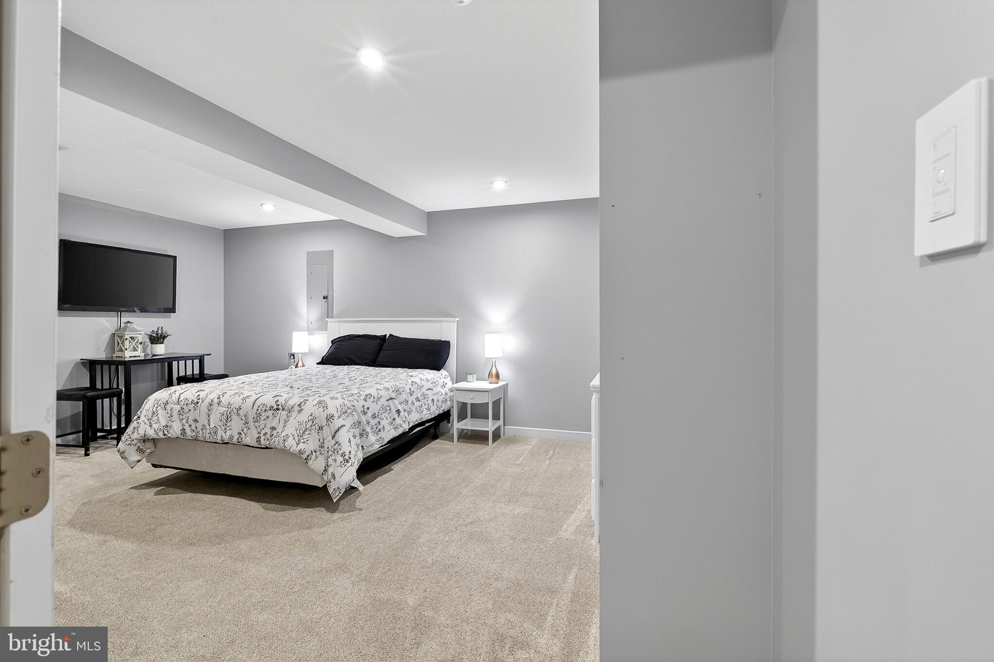 PARKSIDE - Residential