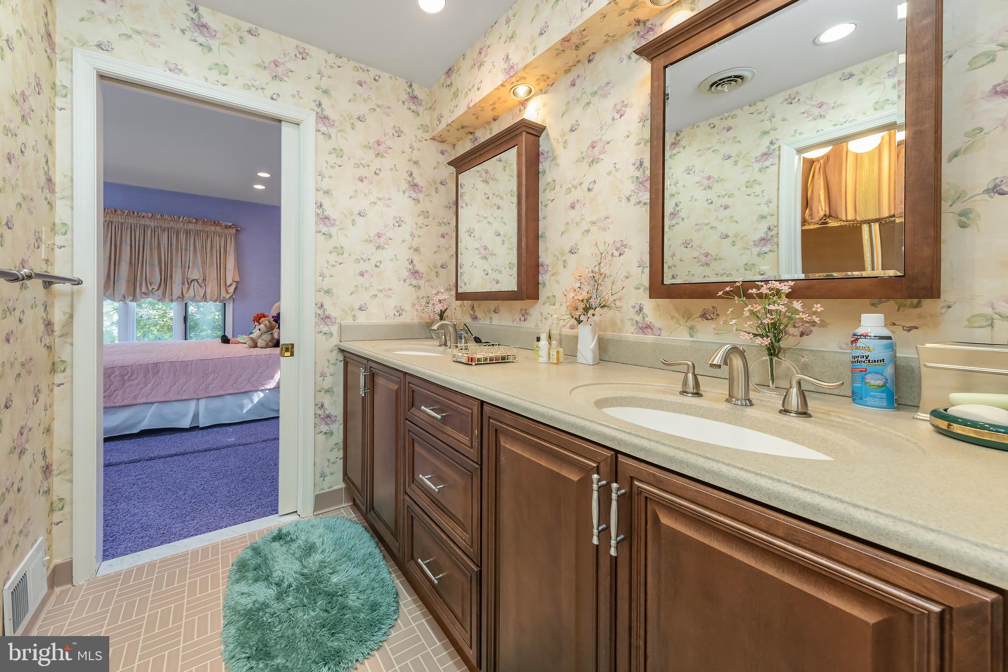 WOODCREST - Residential