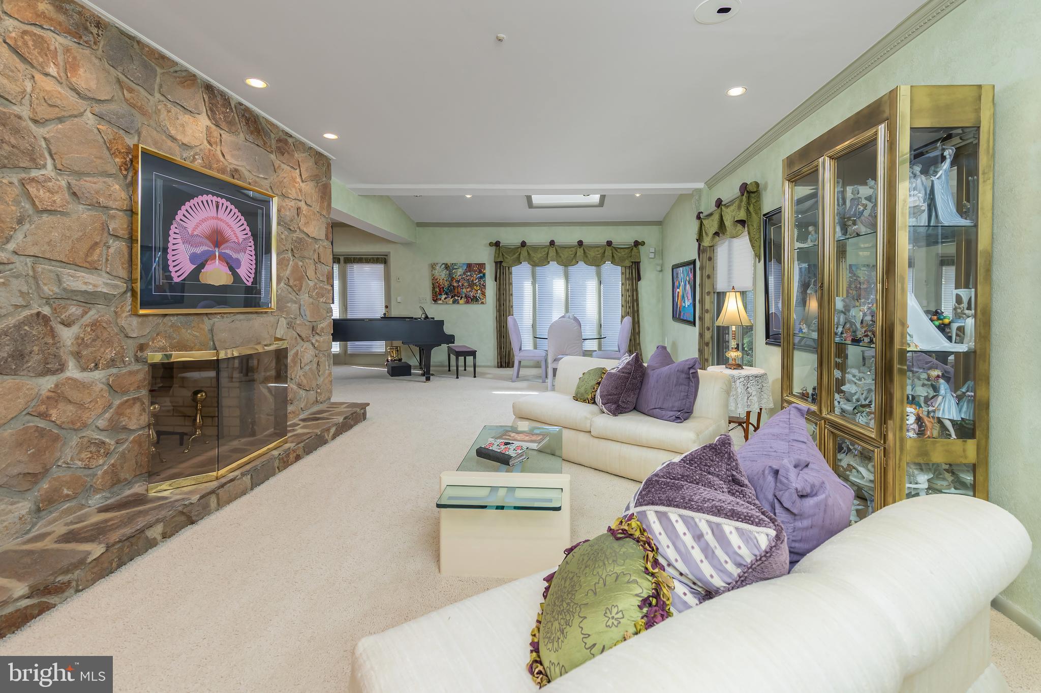 WOODCREST - Residential