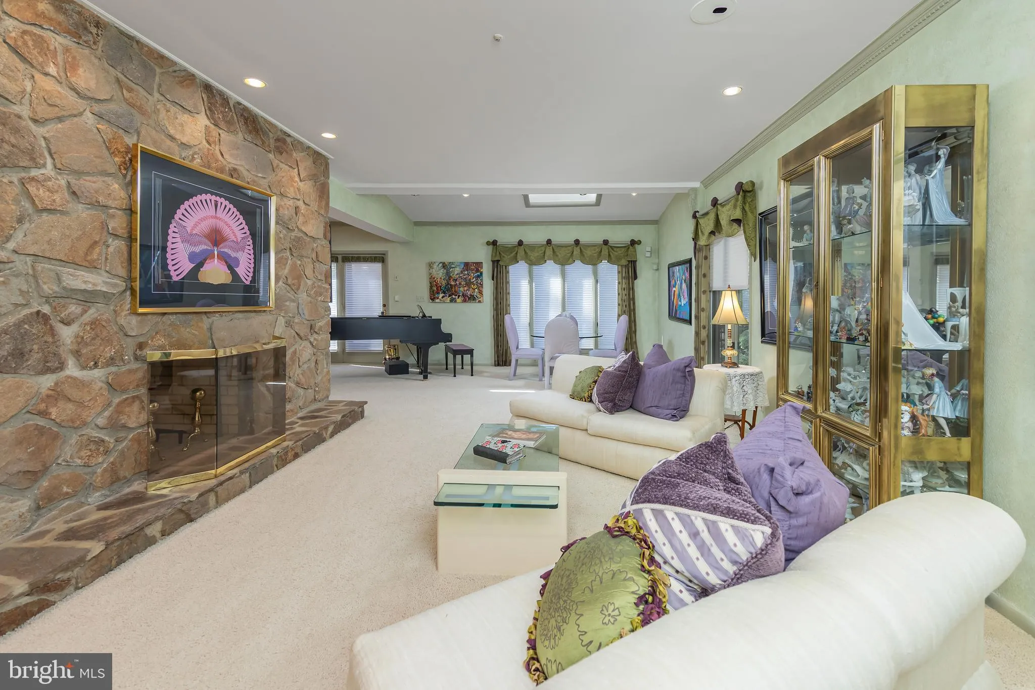 Cherry Hill, New Jersey 08003, United States, 5 Bedrooms Bedrooms, ,5 BathroomsBathrooms,Residential,Active,233967