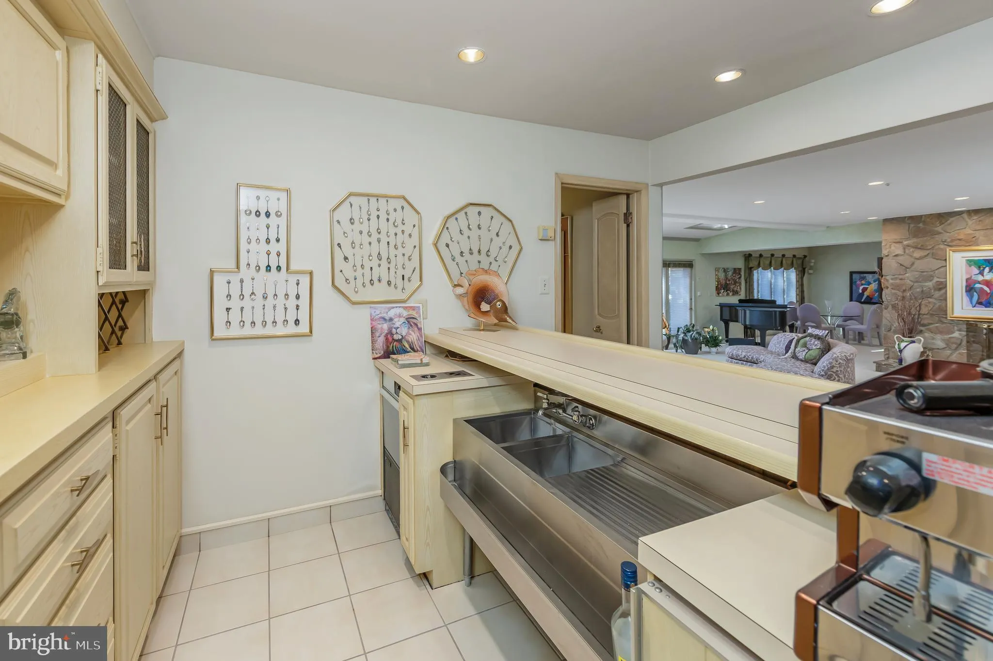 Cherry Hill, New Jersey 08003, United States, 5 Bedrooms Bedrooms, ,5 BathroomsBathrooms,Residential,Active,233967