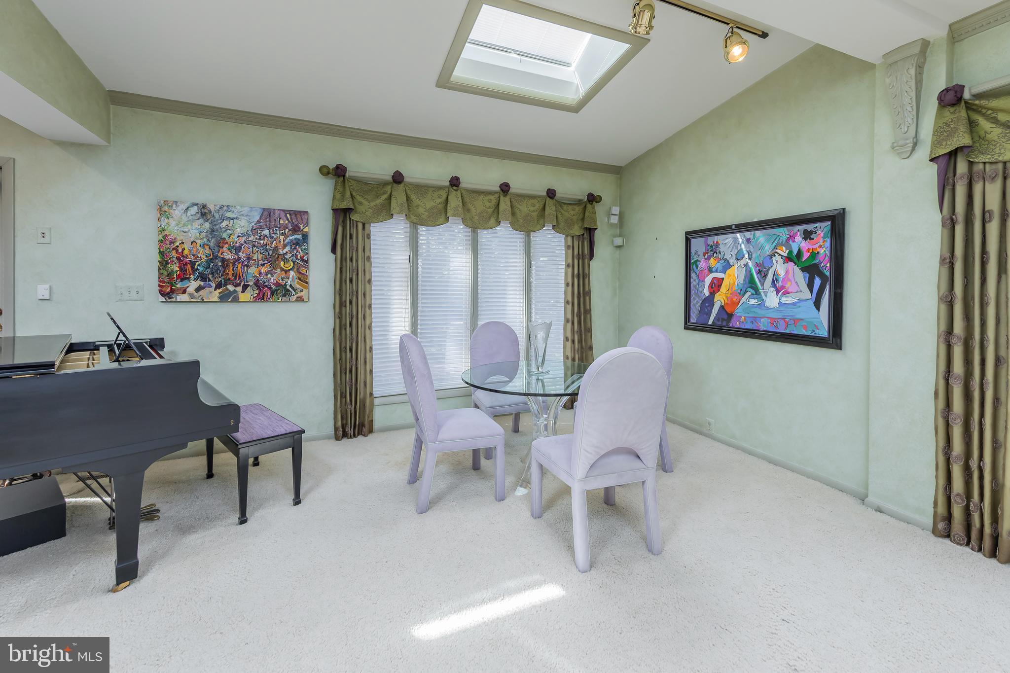 WOODCREST - Residential