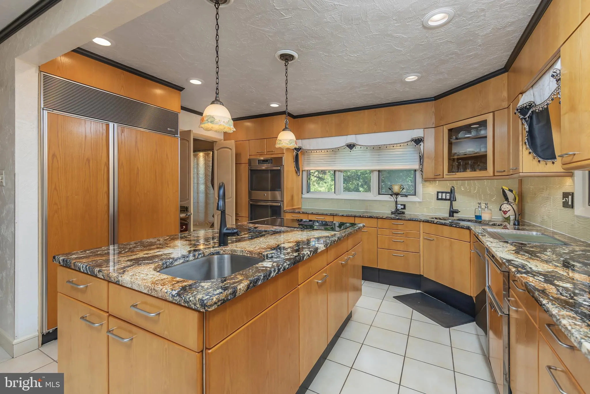 Cherry Hill, New Jersey 08003, United States, 5 Bedrooms Bedrooms, ,5 BathroomsBathrooms,Residential,Active,233967