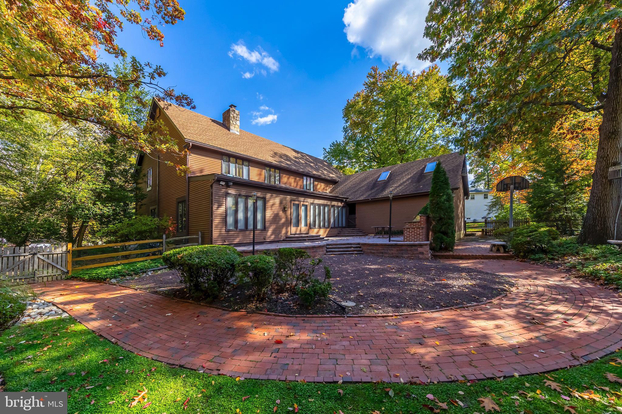 WOODCREST - Residential