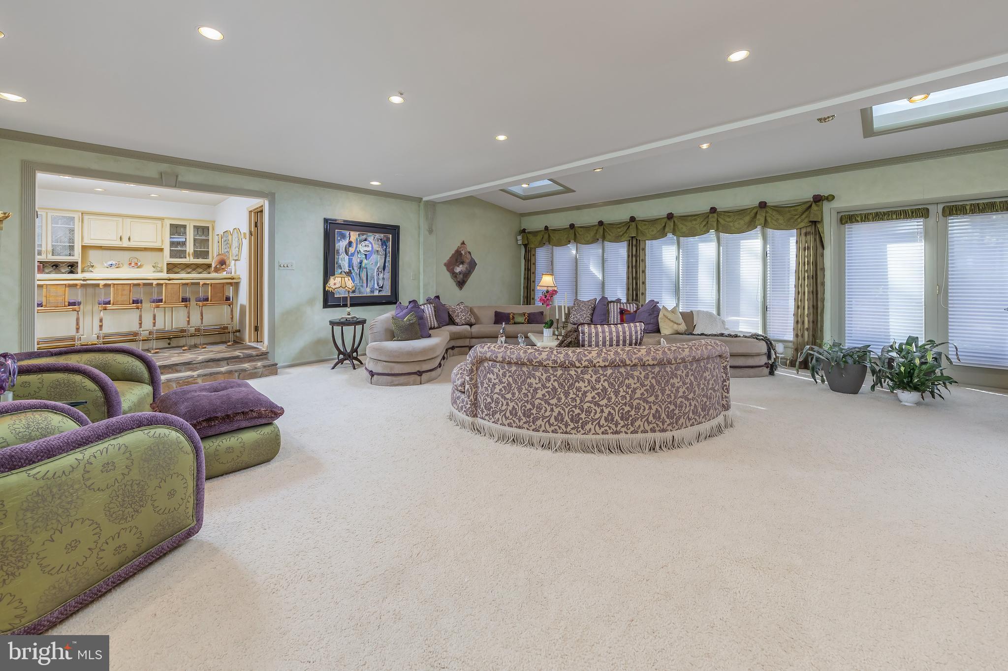 WOODCREST - Residential