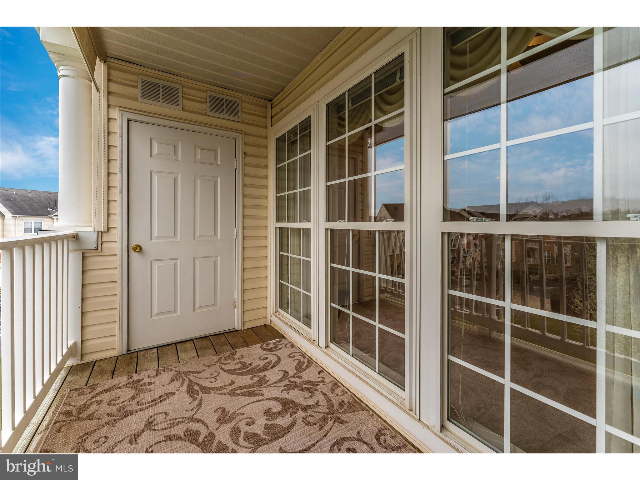 HAMPTON COURT II - Residential