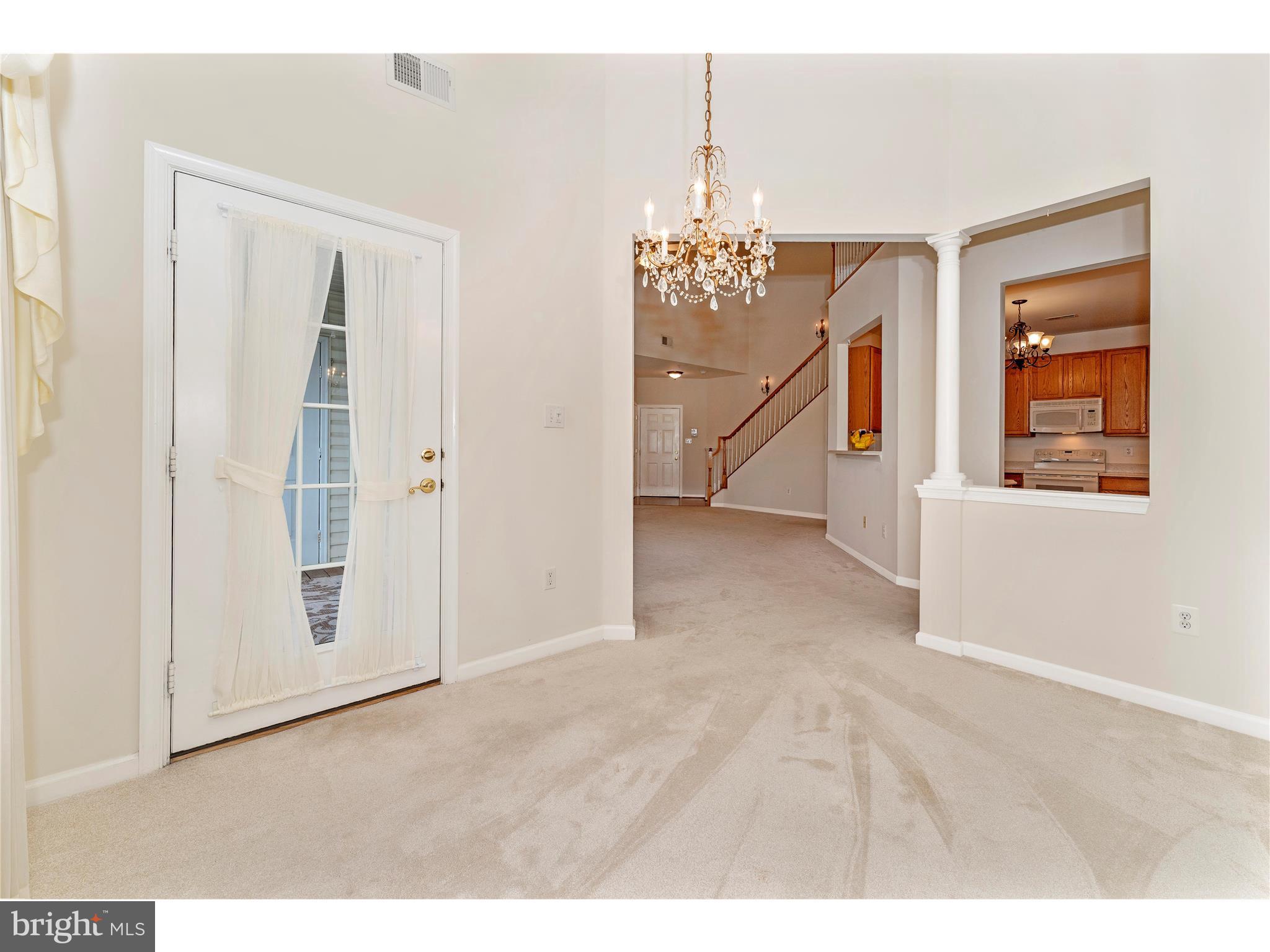 HAMPTON COURT II - Residential