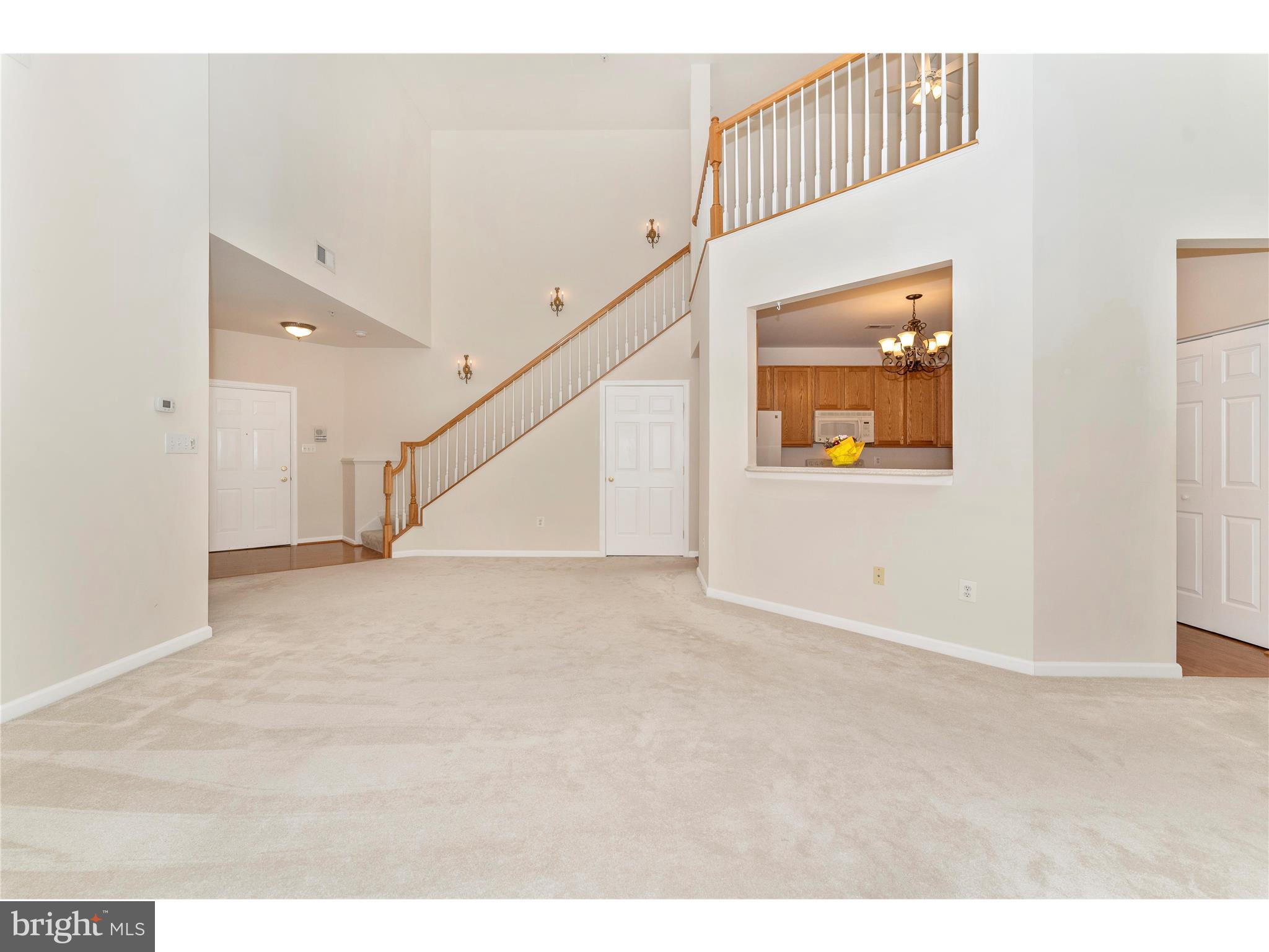 HAMPTON COURT II - Residential