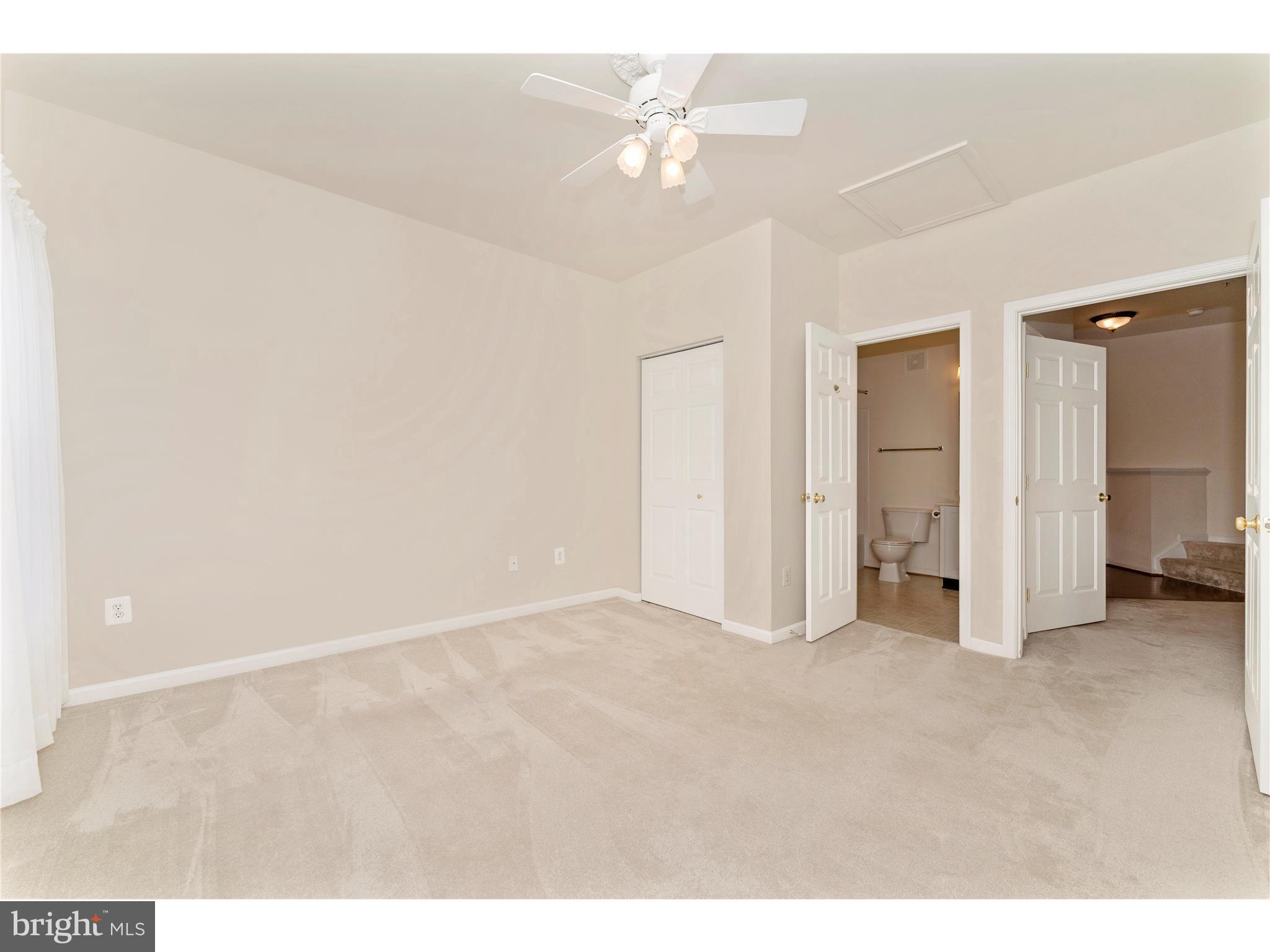 HAMPTON COURT II - Residential