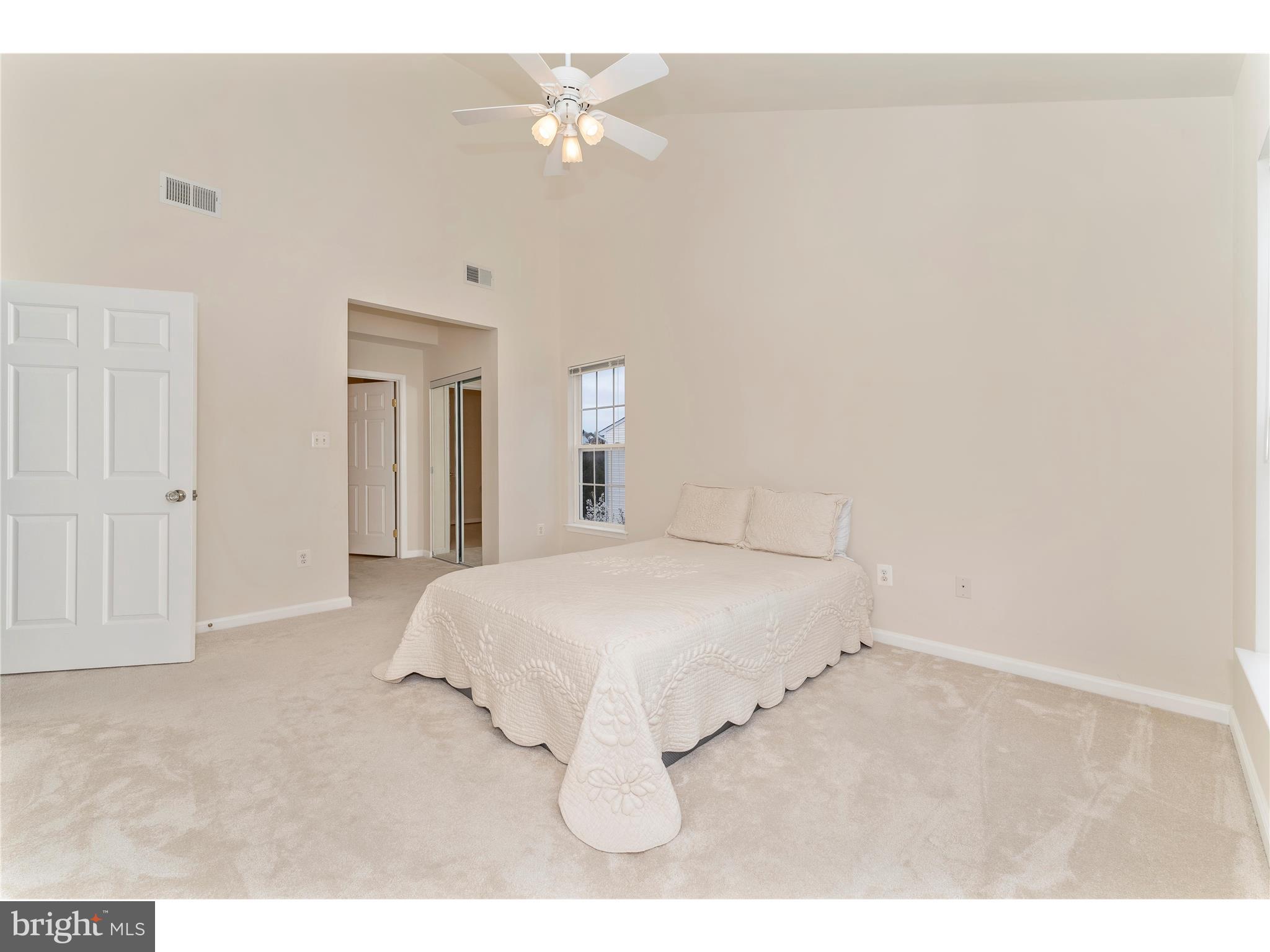 HAMPTON COURT II - Residential