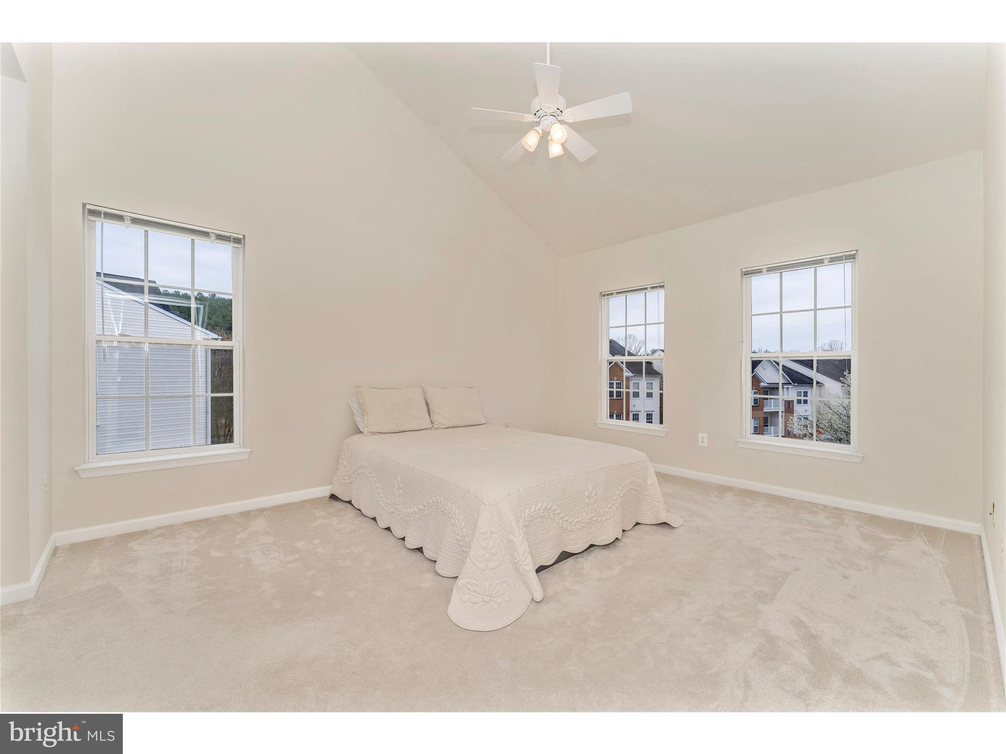 HAMPTON COURT II - Residential