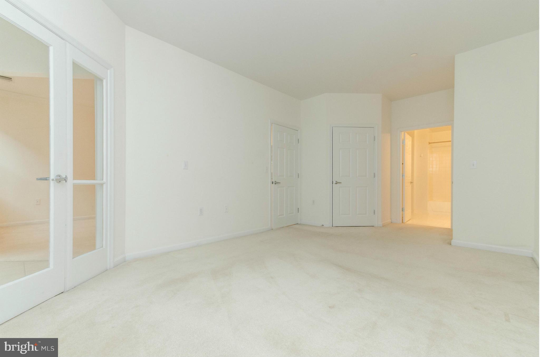 PIERSIDE AT HARBORVIEW - Residential Lease