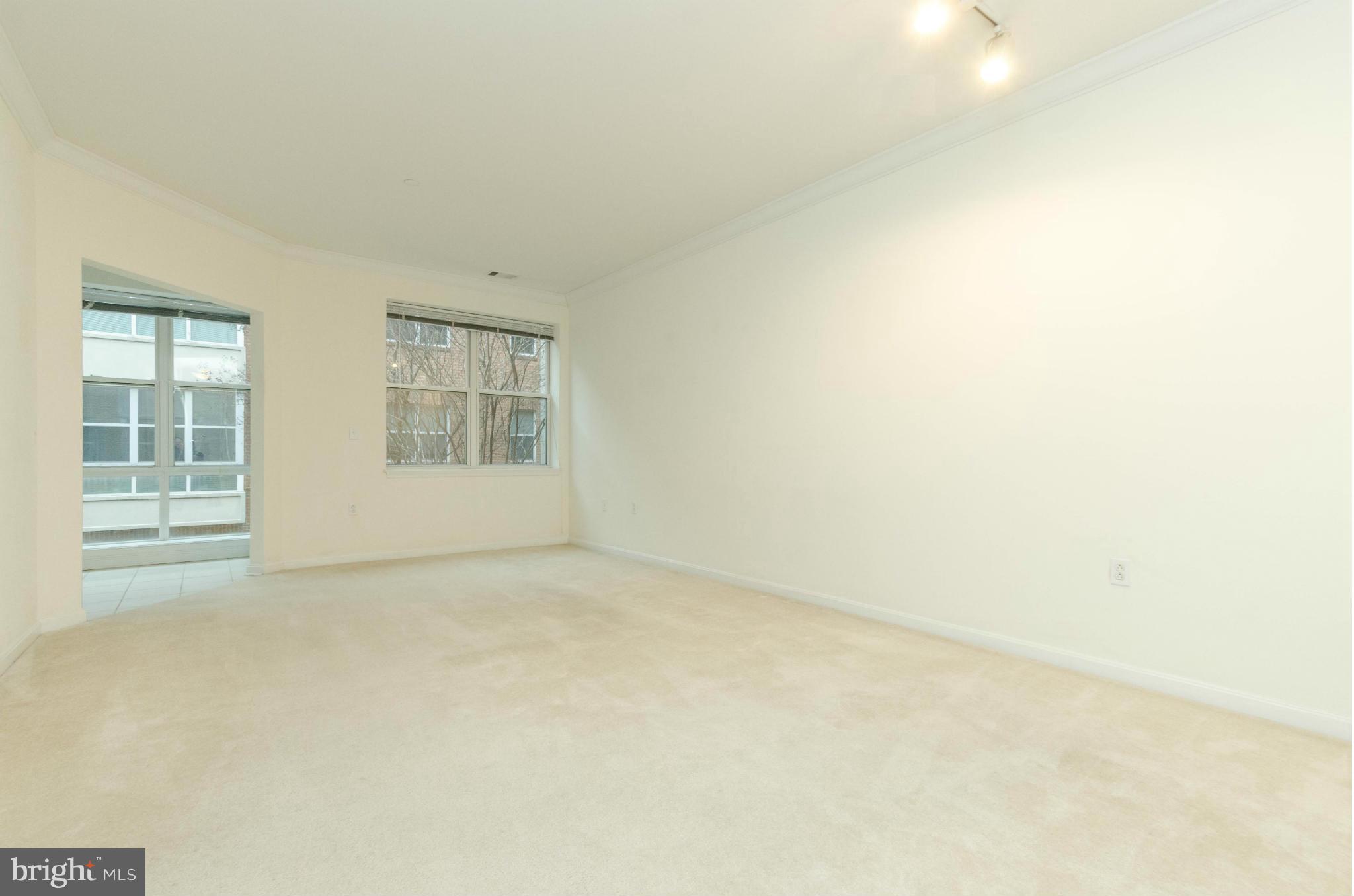 PIERSIDE AT HARBORVIEW - Residential Lease