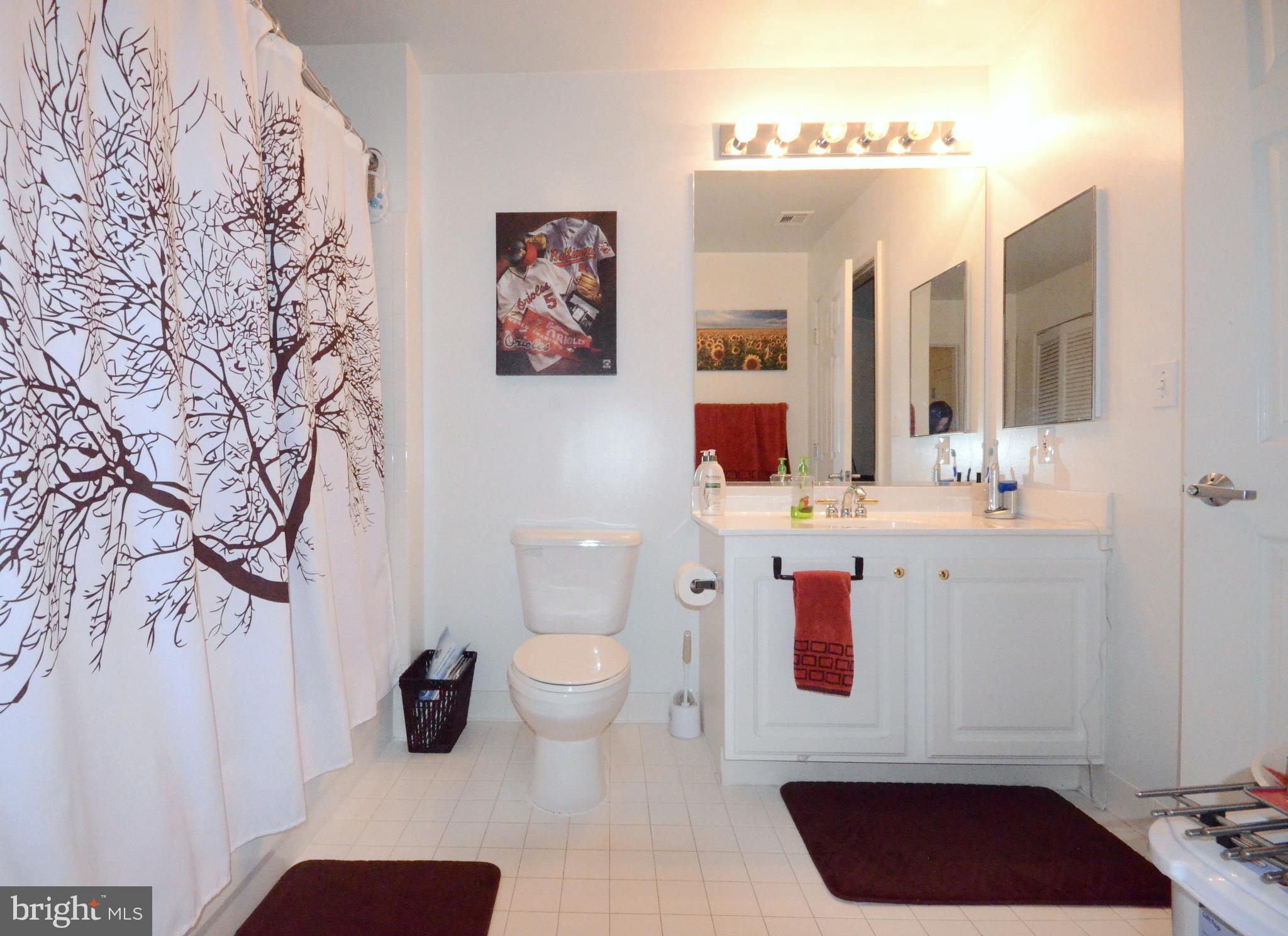 PIERSIDE AT HARBORVIEW - Residential Lease