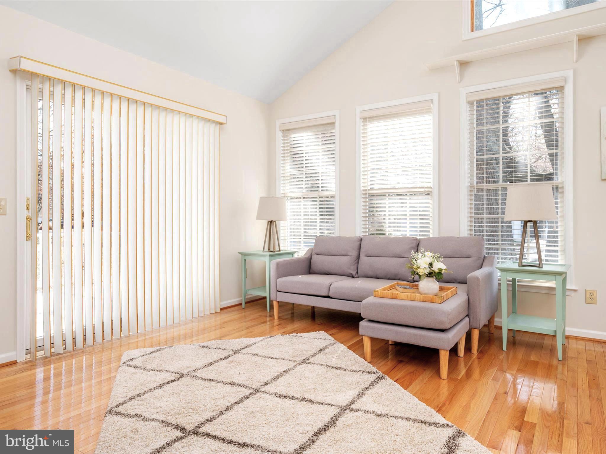 BAY CITY - Residential