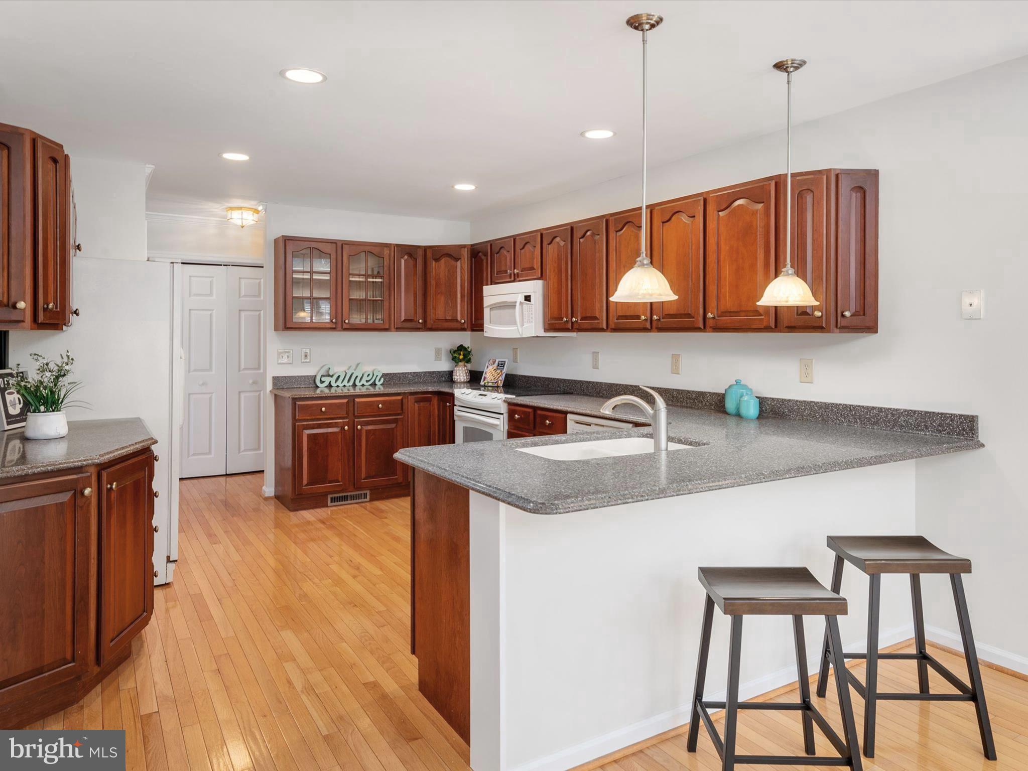 BAY CITY - Residential