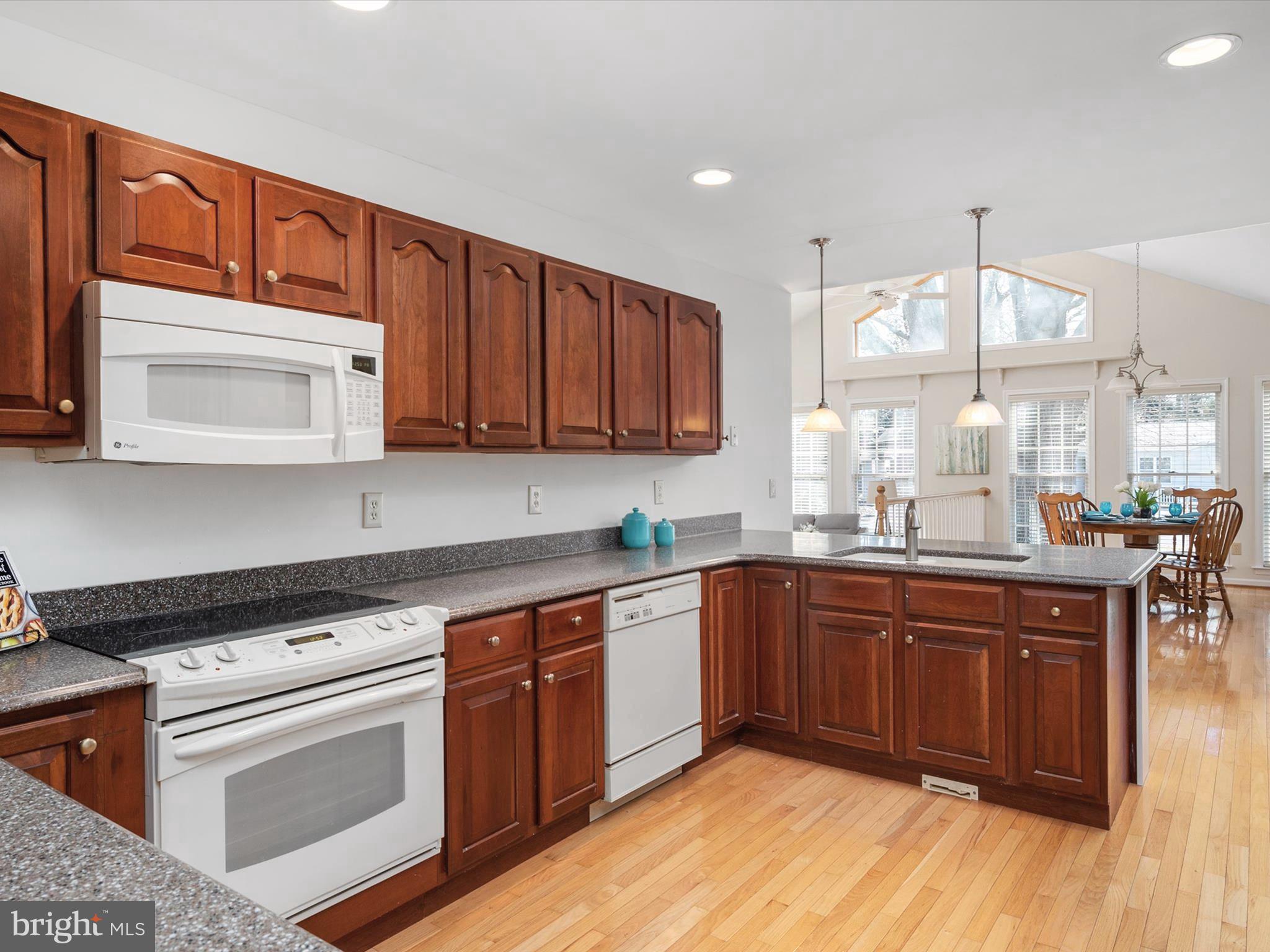 BAY CITY - Residential