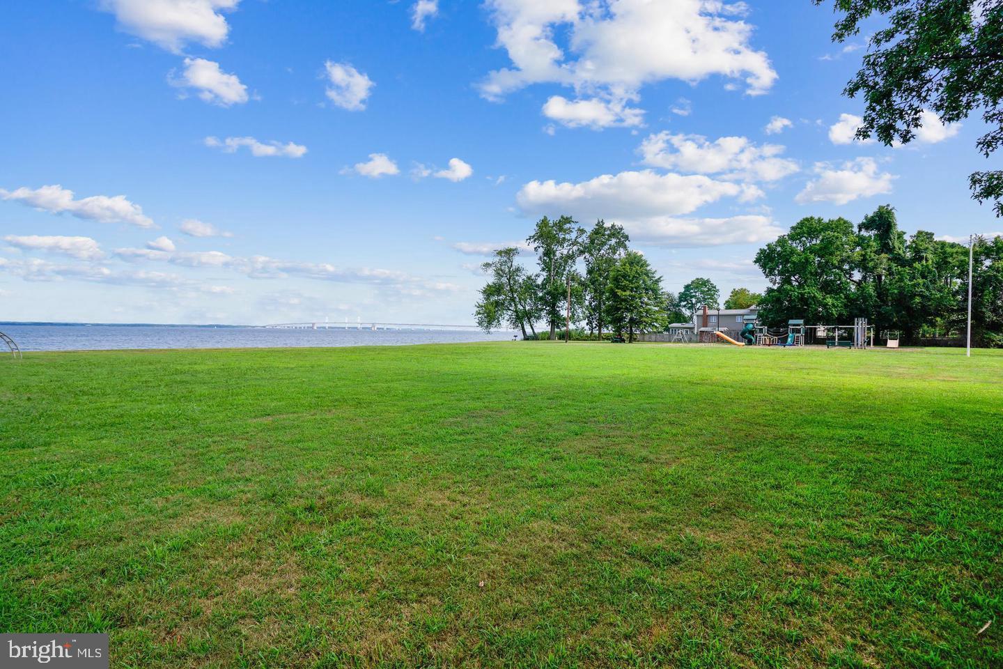 BAY CITY - Residential