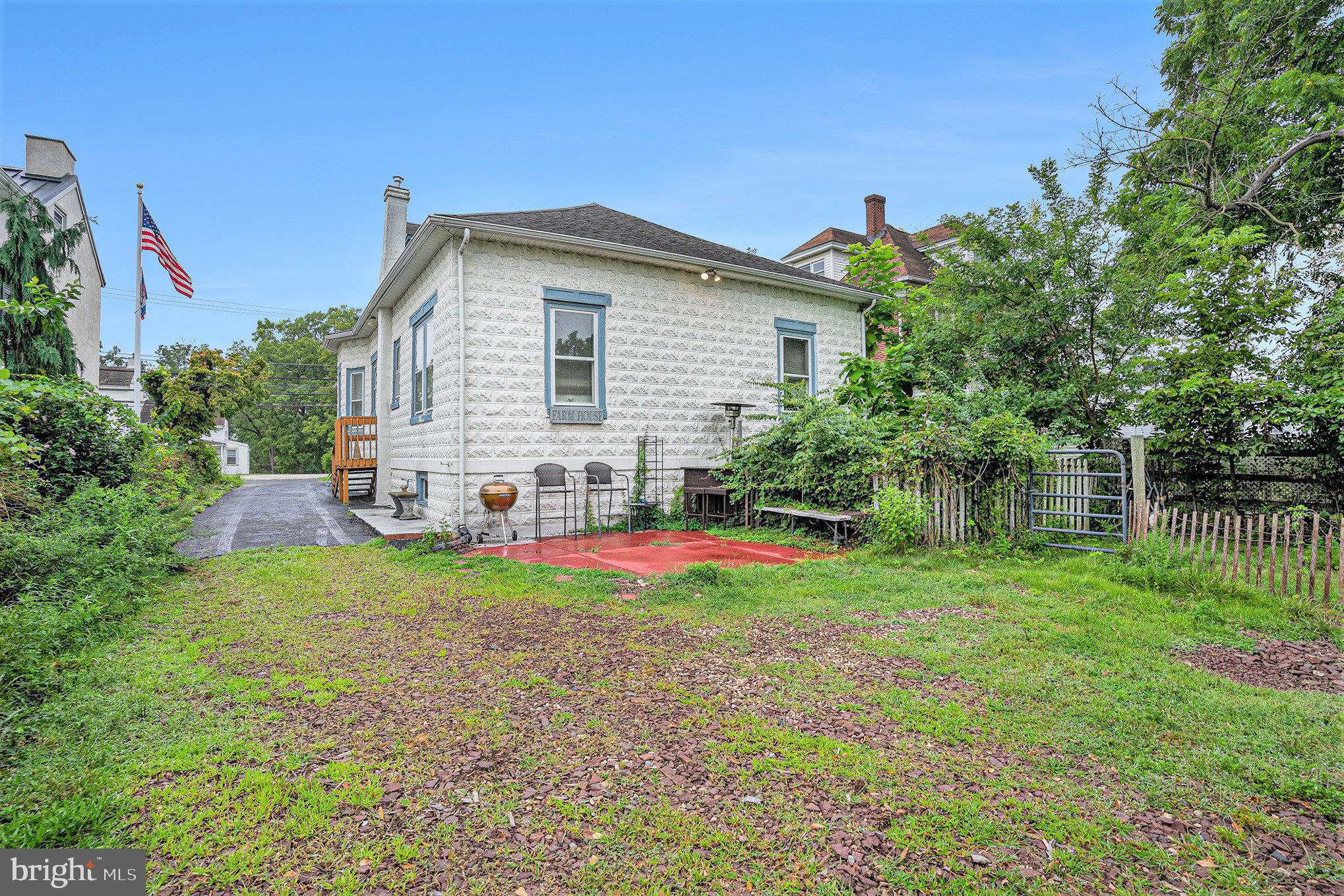 PLYMOUTH MEETING - Residential