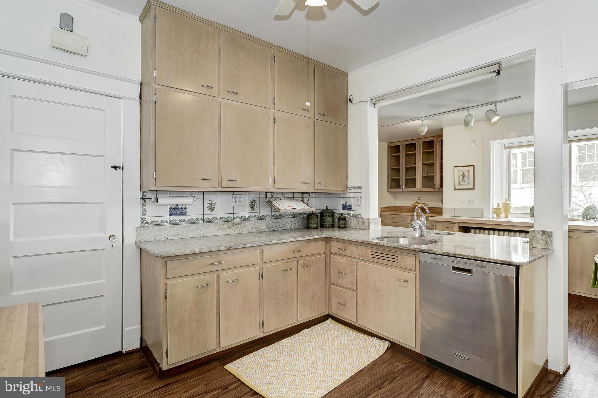 KENSINGTON - Residential