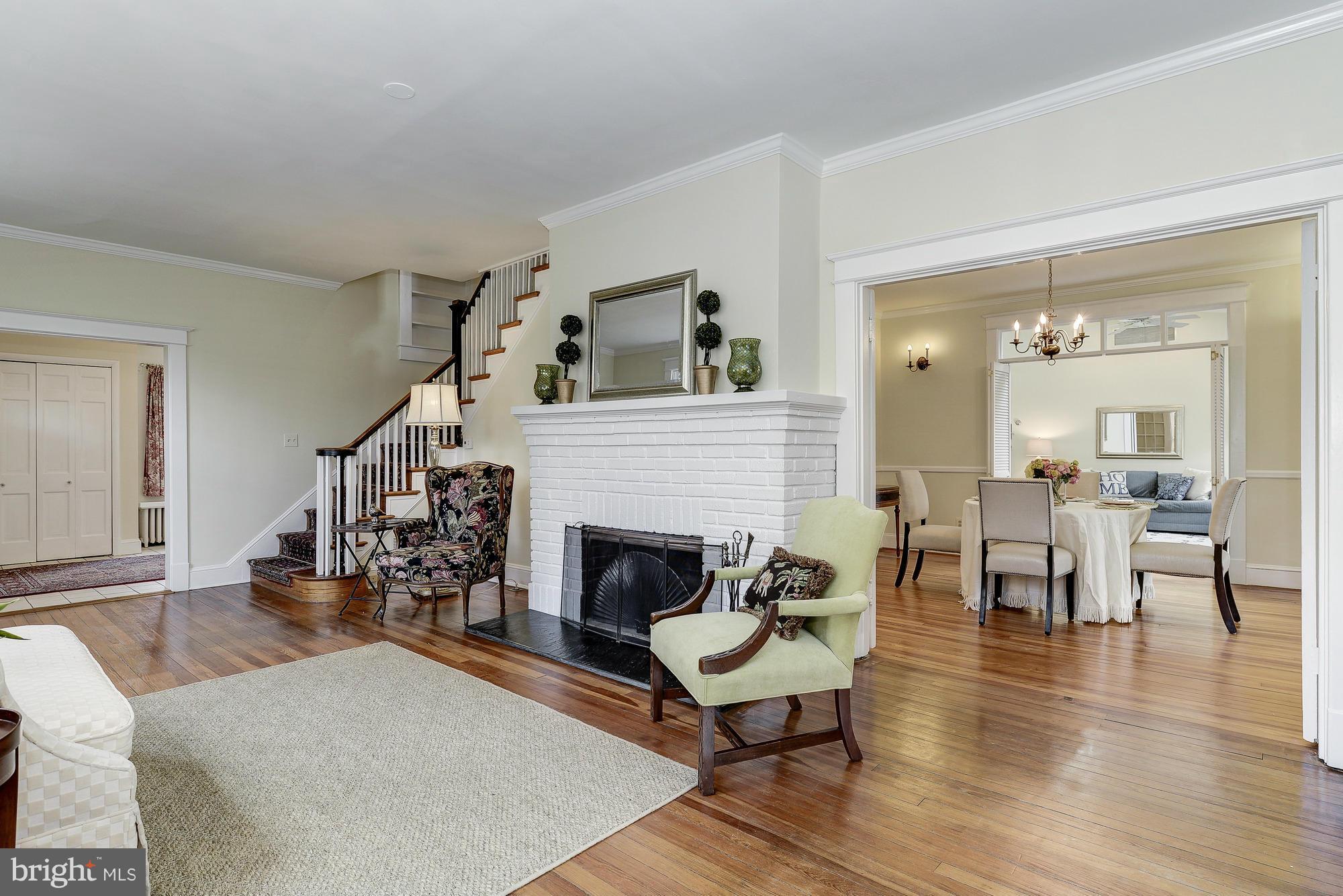 KENSINGTON - Residential