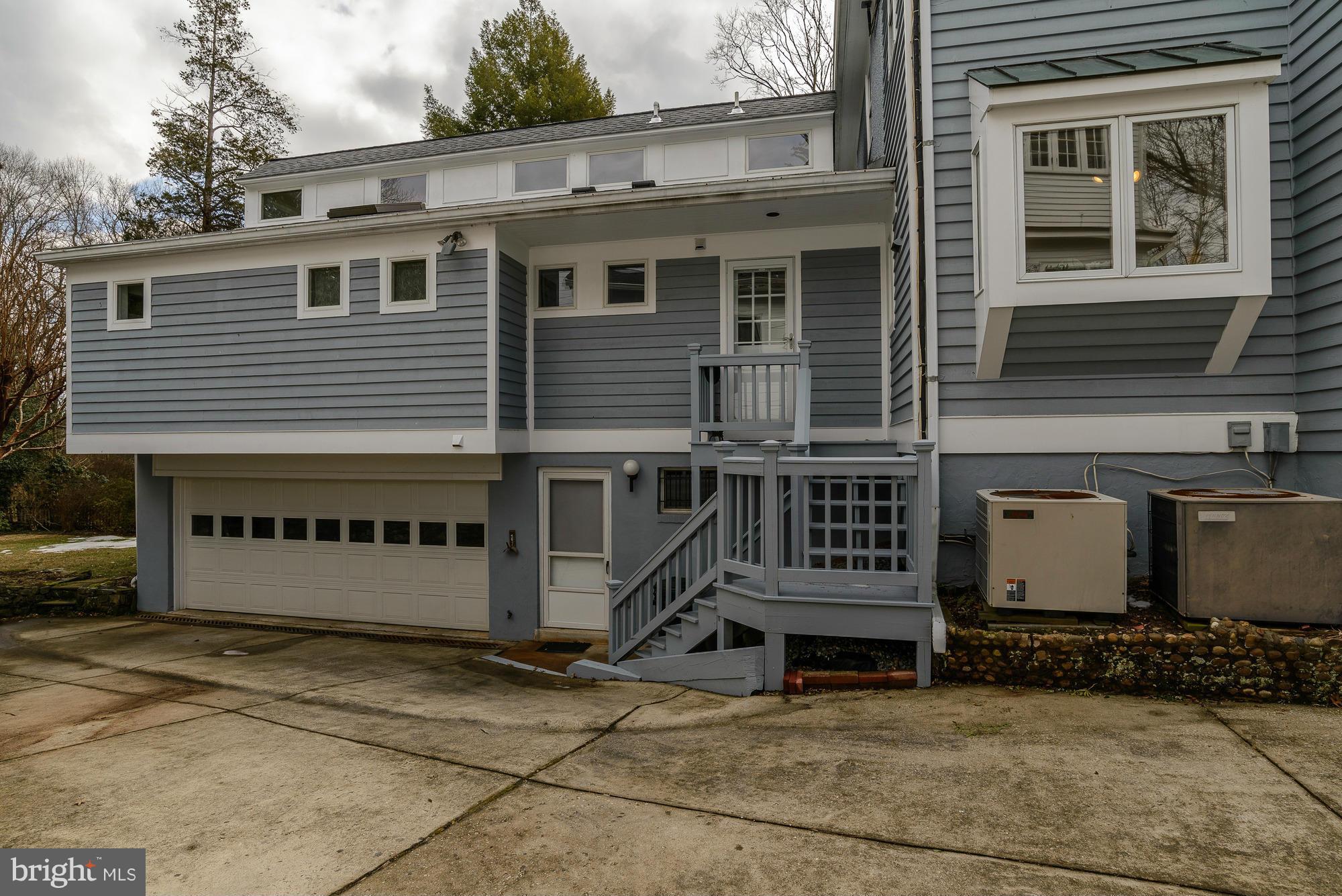 KENSINGTON - Residential