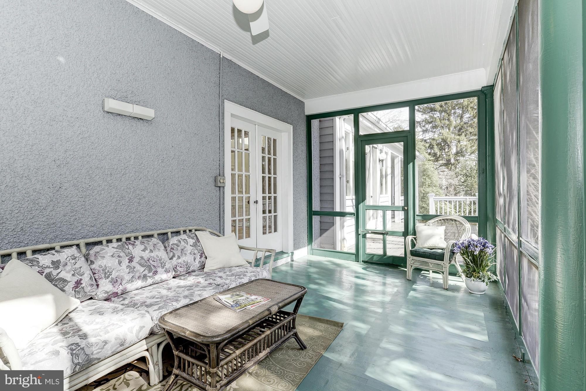 KENSINGTON - Residential