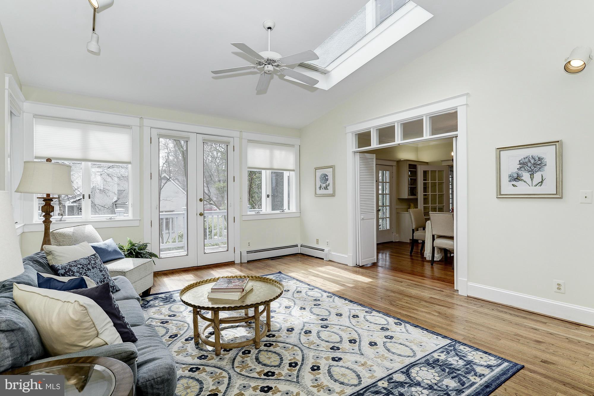 KENSINGTON - Residential