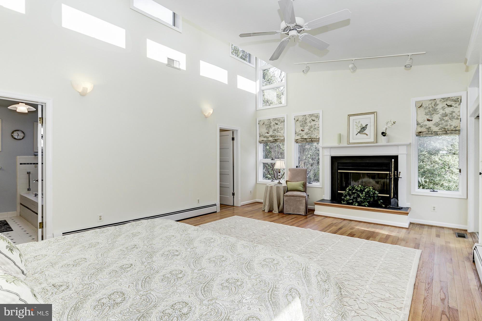 KENSINGTON - Residential