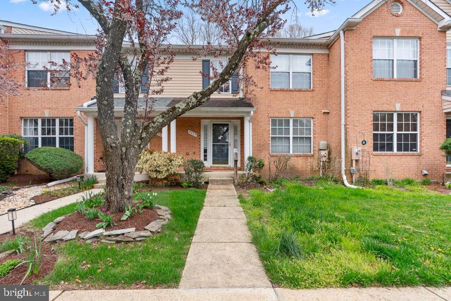 The offer deadline is 8:00pm  on Saturday, April 19th
***Don’t miss out on this Opportunity – Short Sale!***
Welcome to this spacious 3-bedroom, 2.5-bath interior townhouse located in a quiet, in highly sought-after Columbia, just minutes from Cedar Lane Park, Hobbits Glen Golf Course, and all the conveniences of local shopping, dining, and commuter routes.   This three-level home offers tons of potential for both investors and homebuyers ready to add their personal touch. Features include: Open-concept kitchen with center island and walkout to private rear deck  -Expansive primary suite with vaulted ceilings and two large closets -master bathroom with corner soaking tub, skylight, and separate shower
-Cozy living room fireplace and a fully finished lower level with walkout patio space
The home needs some TLC, but offers solid bones, a great floor plan, and endless possibilities for updating to your taste. Whether you’re an investor looking for your next project or a homeowner eager to create your dream space, this is a rare opportunity in a prime location.

Sold As-Is. Short Sale – Third-party approval required.