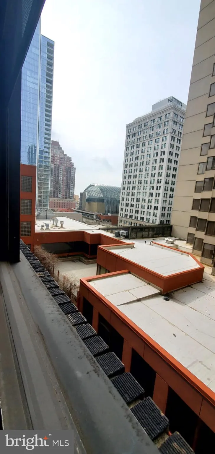 Philadelphia, Pennsylvania 19107, United States, ,1 BathroomBathrooms,Residential,Active,41307