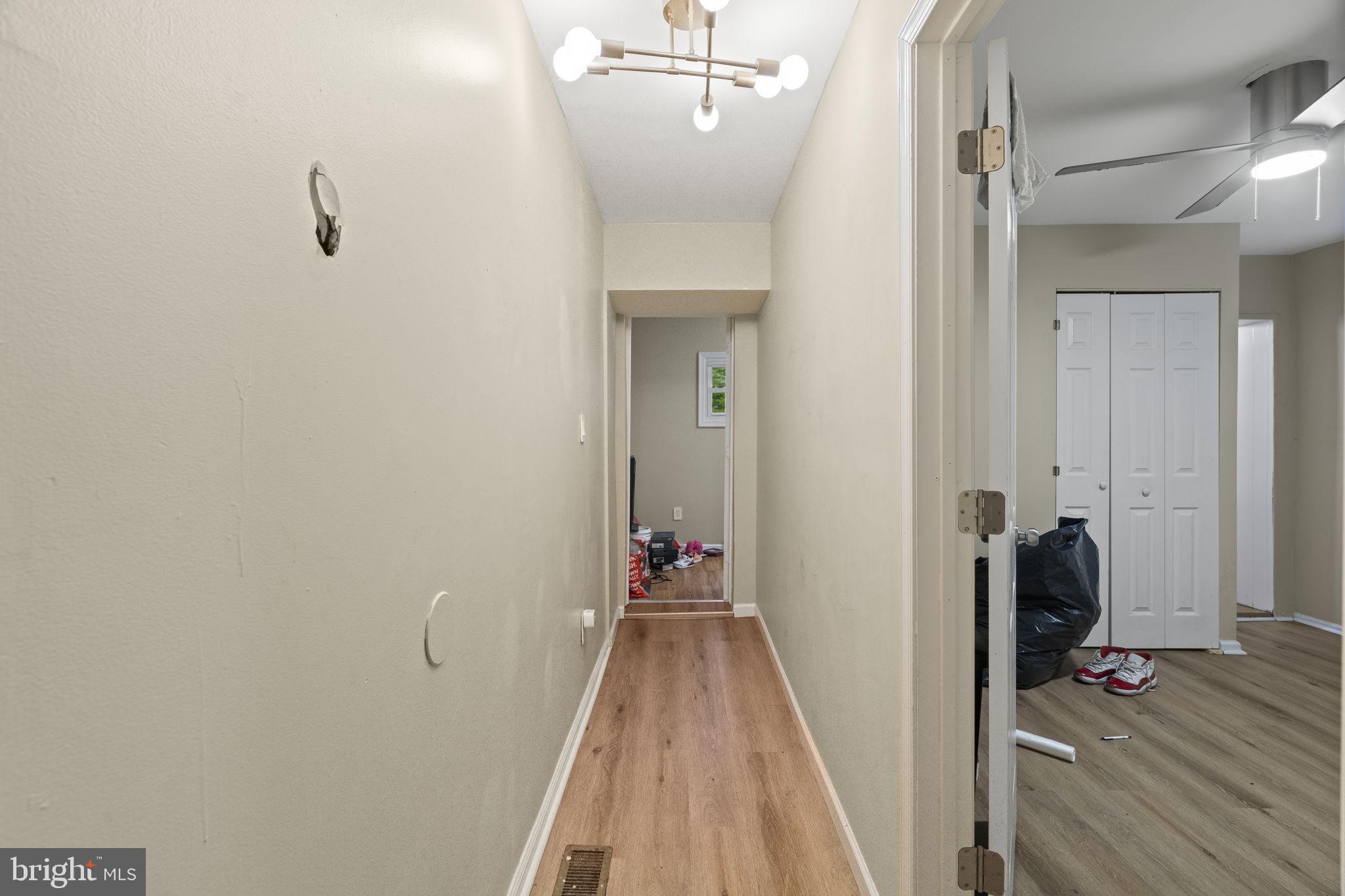 ELMWOOD PARK - Residential Income