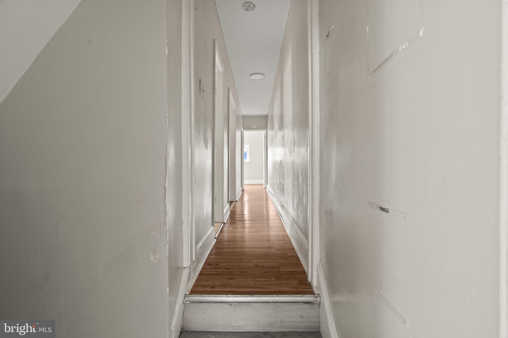 ELMWOOD PARK - Residential Income