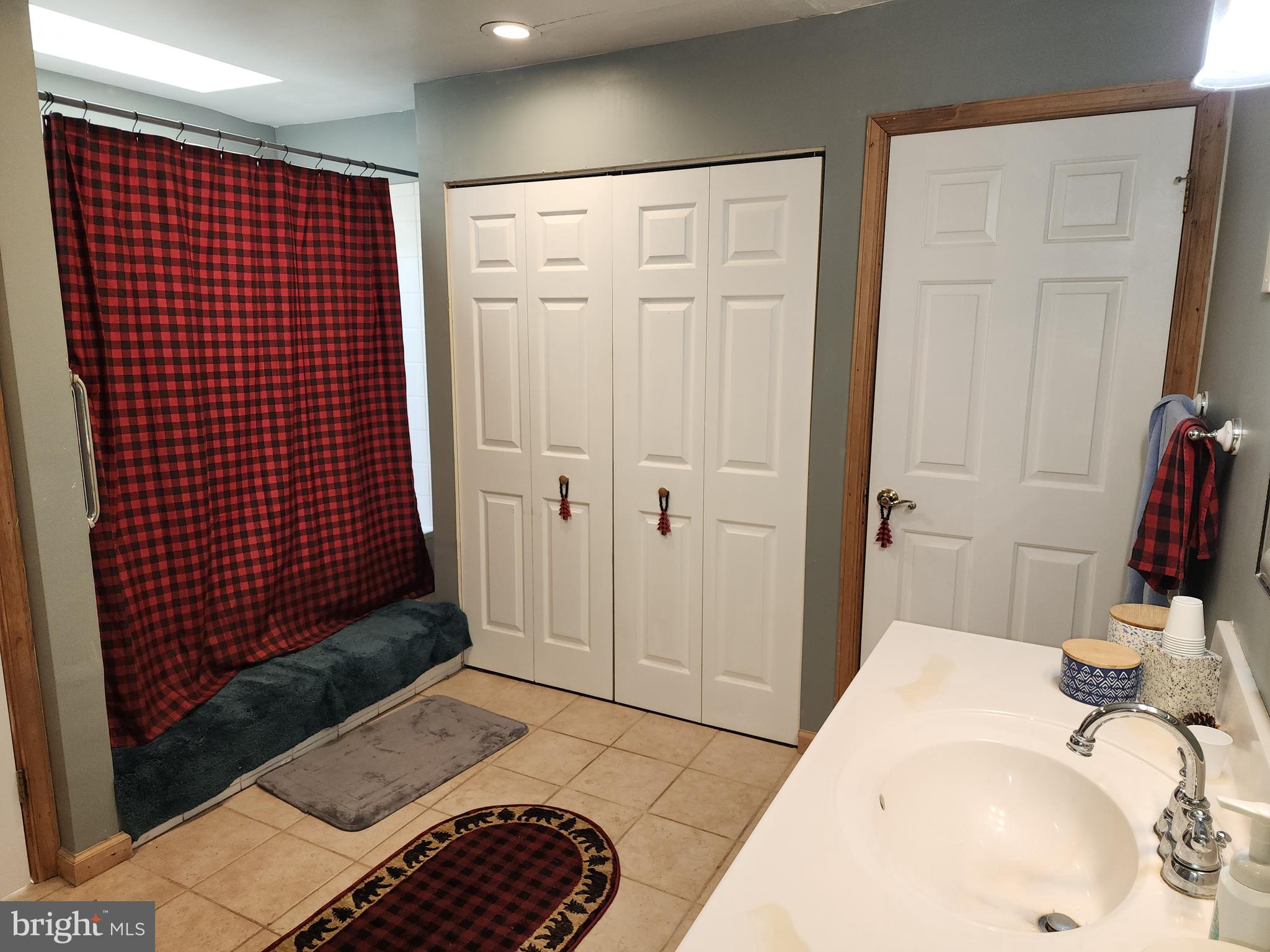 SHERMANS DALE - Residential